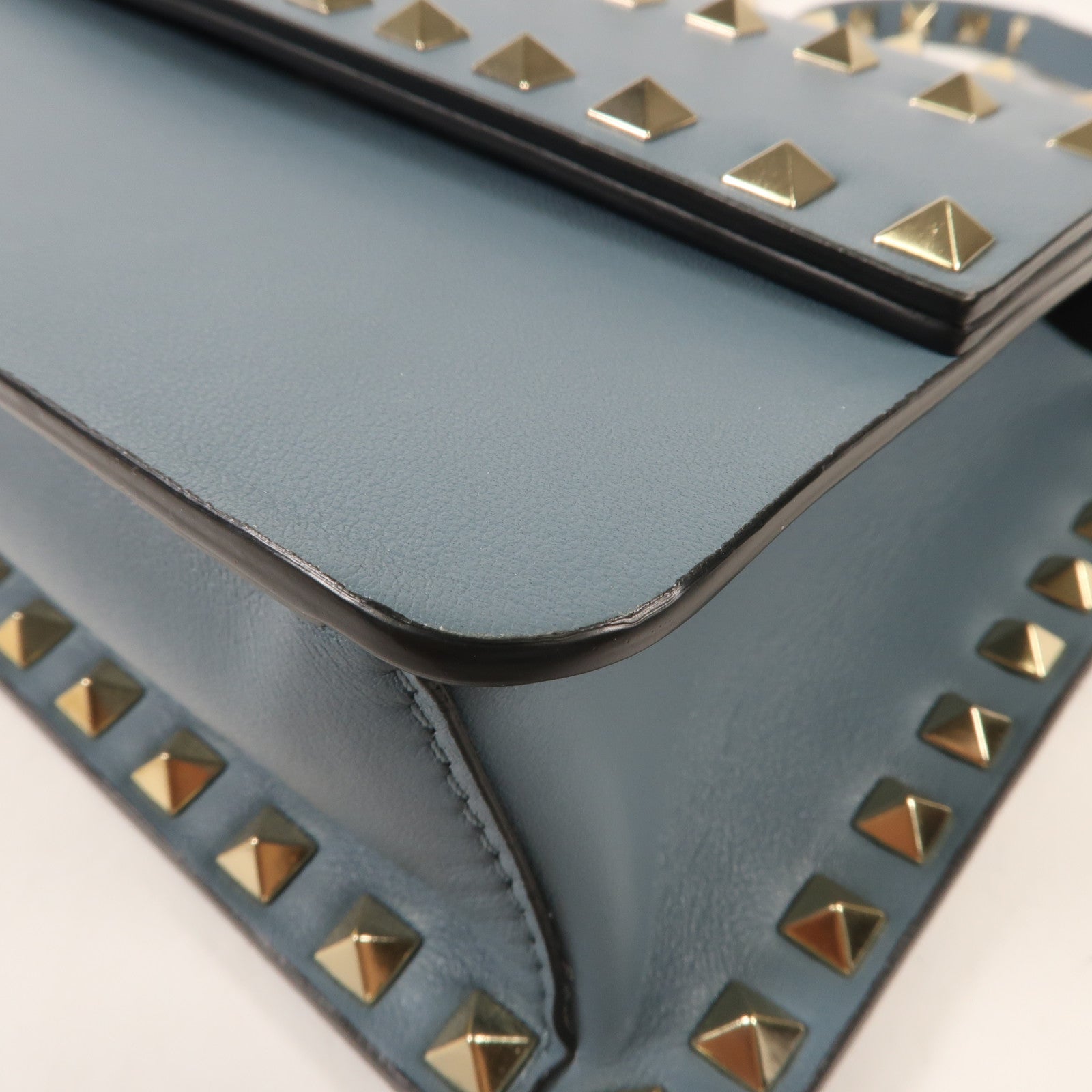 Valentino 牛皮皮革Shoulder Bag銀扣肩背袋