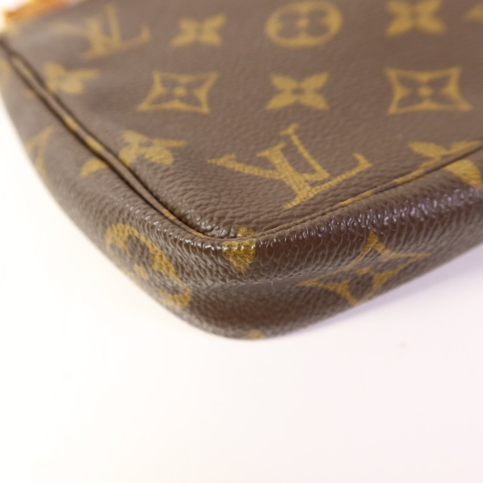 LOUIS VUITTON Monogram Pochette Accessoires金扣手挽袋棕色
