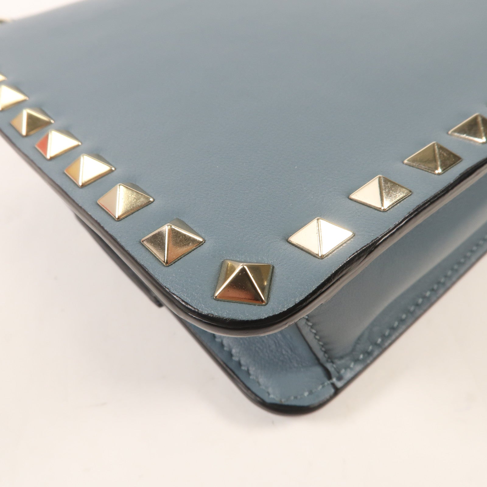 Valentino 牛皮皮革Shoulder Bag銀扣肩背袋