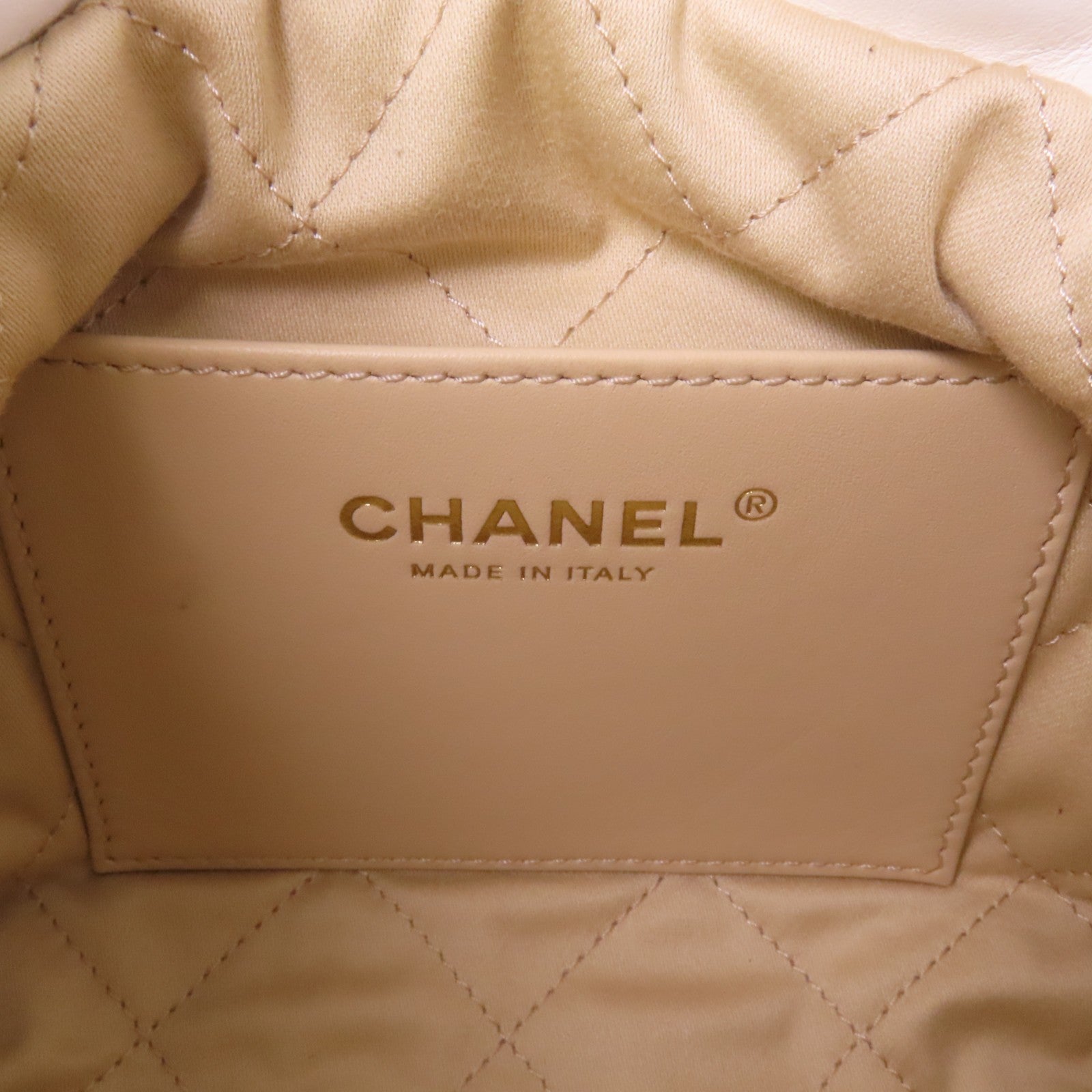 CHANEL 牛皮皮革Mini 22金扣鏈帶手挽肩背兩用袋