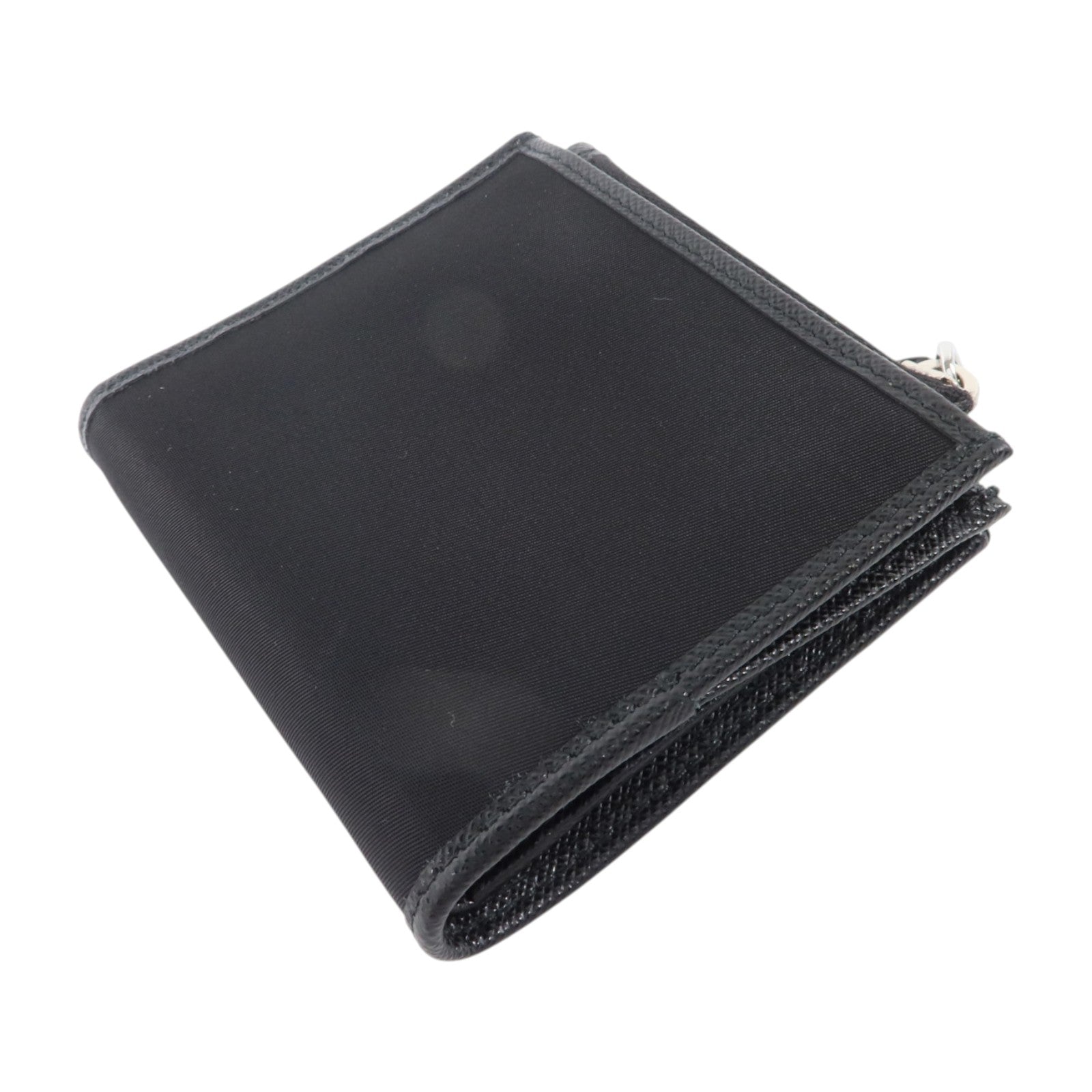 PRADA 再生尼龍Bifold Wallet銀扣錢包
