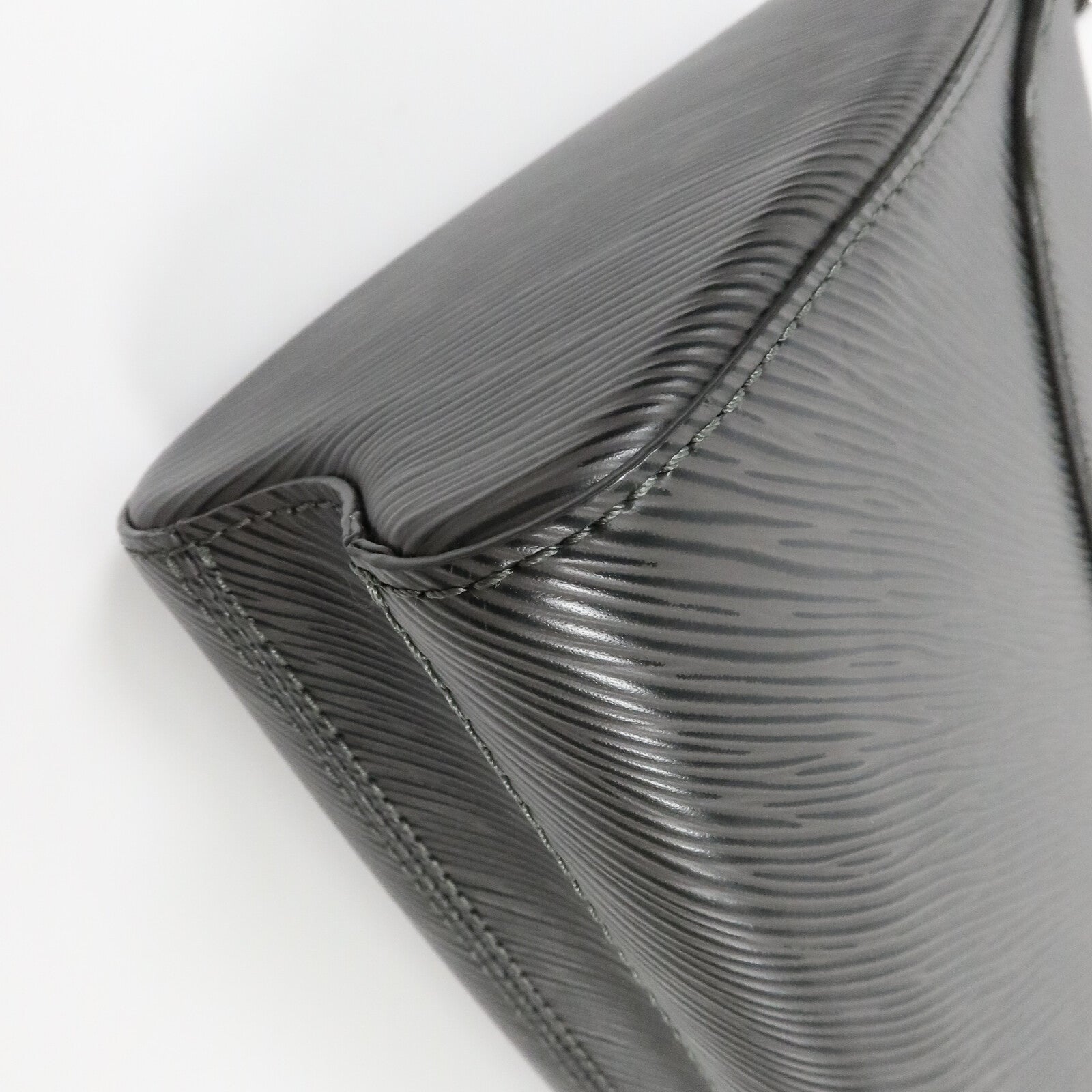 LOUIS VUITTON Epi Twist MM鏈帶手挽肩背兩用袋