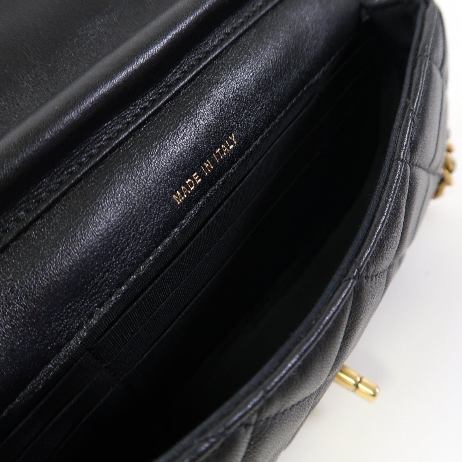 CHANEL 【激減優惠】菱格牛皮皮革Chain Shoulder金扣鏈帶肩背袋黑色