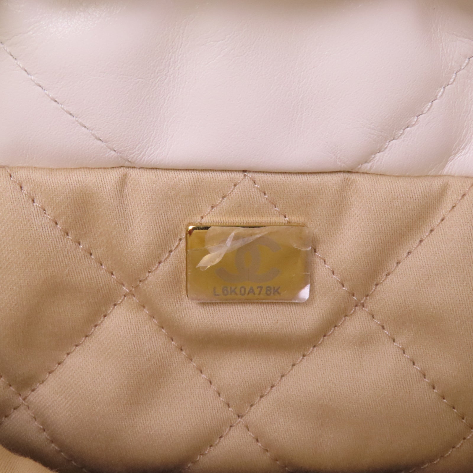 CHANEL 牛皮皮革Mini 22金扣鏈帶手挽肩背兩用袋