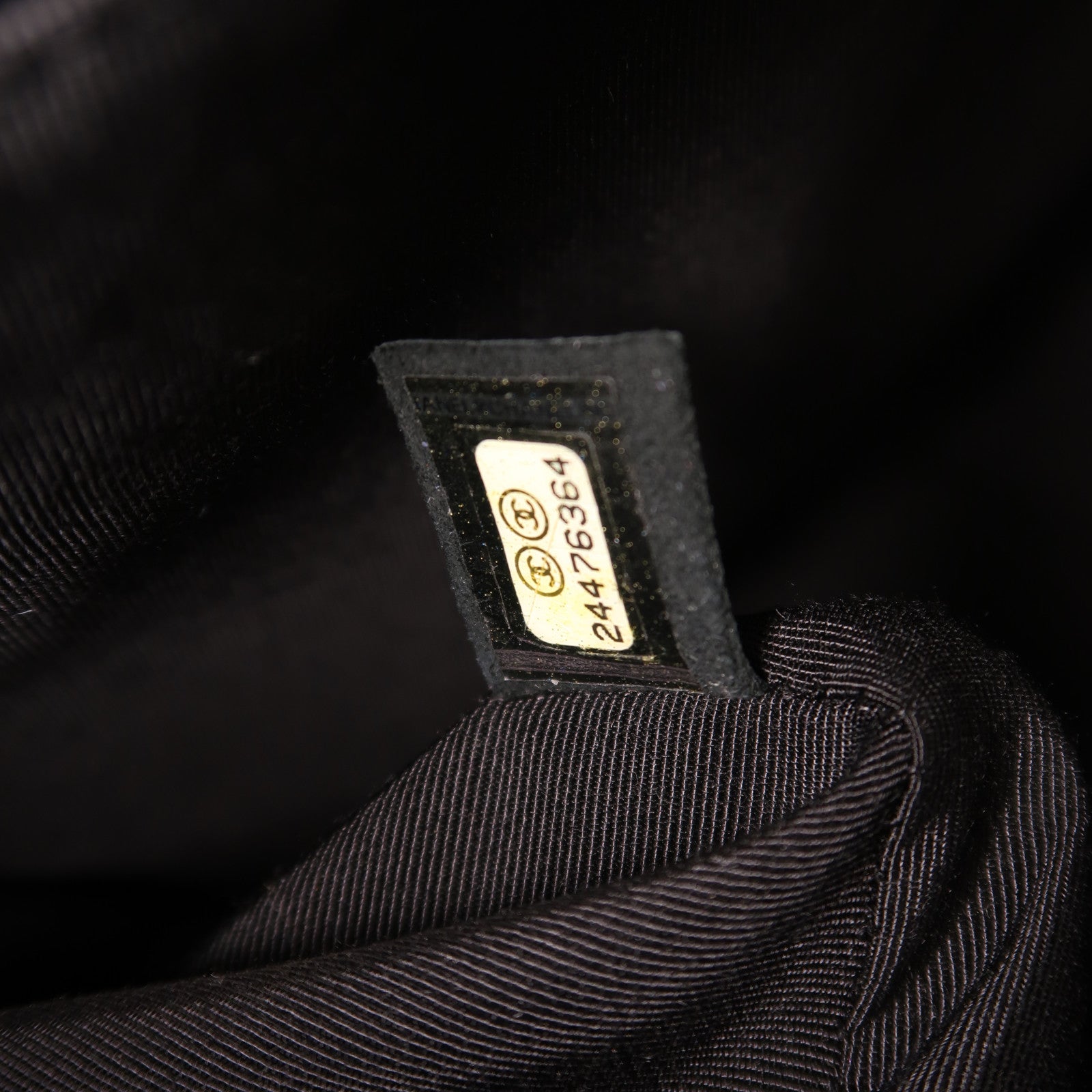 CHANEL 菱格牛皮皮革Tote Bag銀扣鏈帶肩背袋黑色