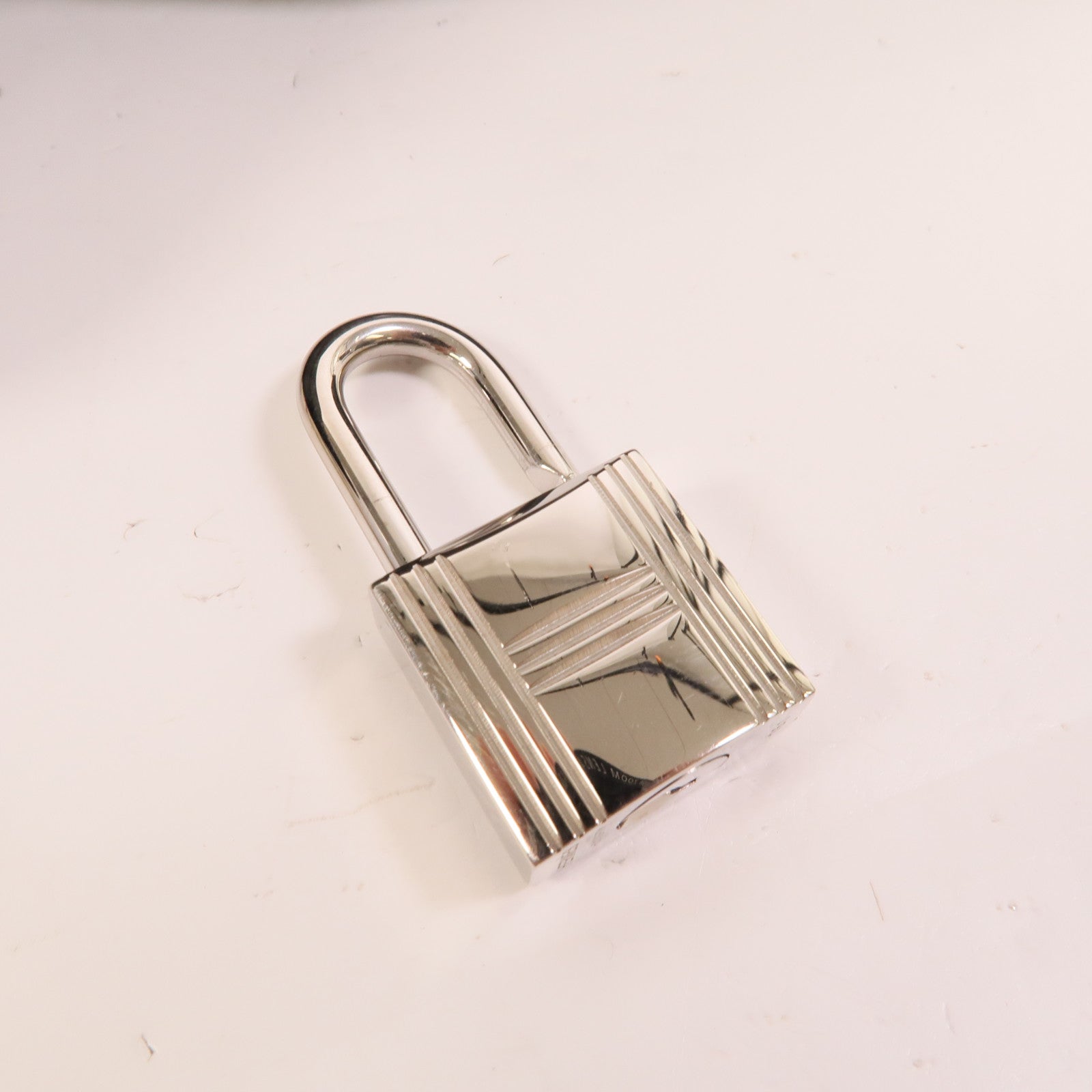 HERMES Clemence皮革Picotin PM手挽袋Noir