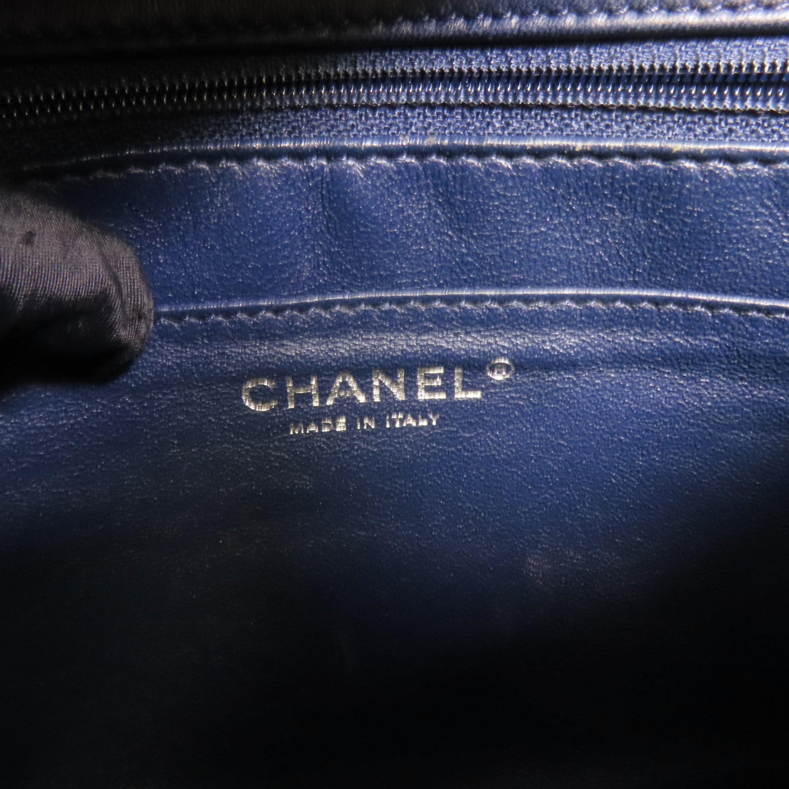 CHANEL 羊皮皮革Chain Shoulder銀扣鏈帶肩背袋