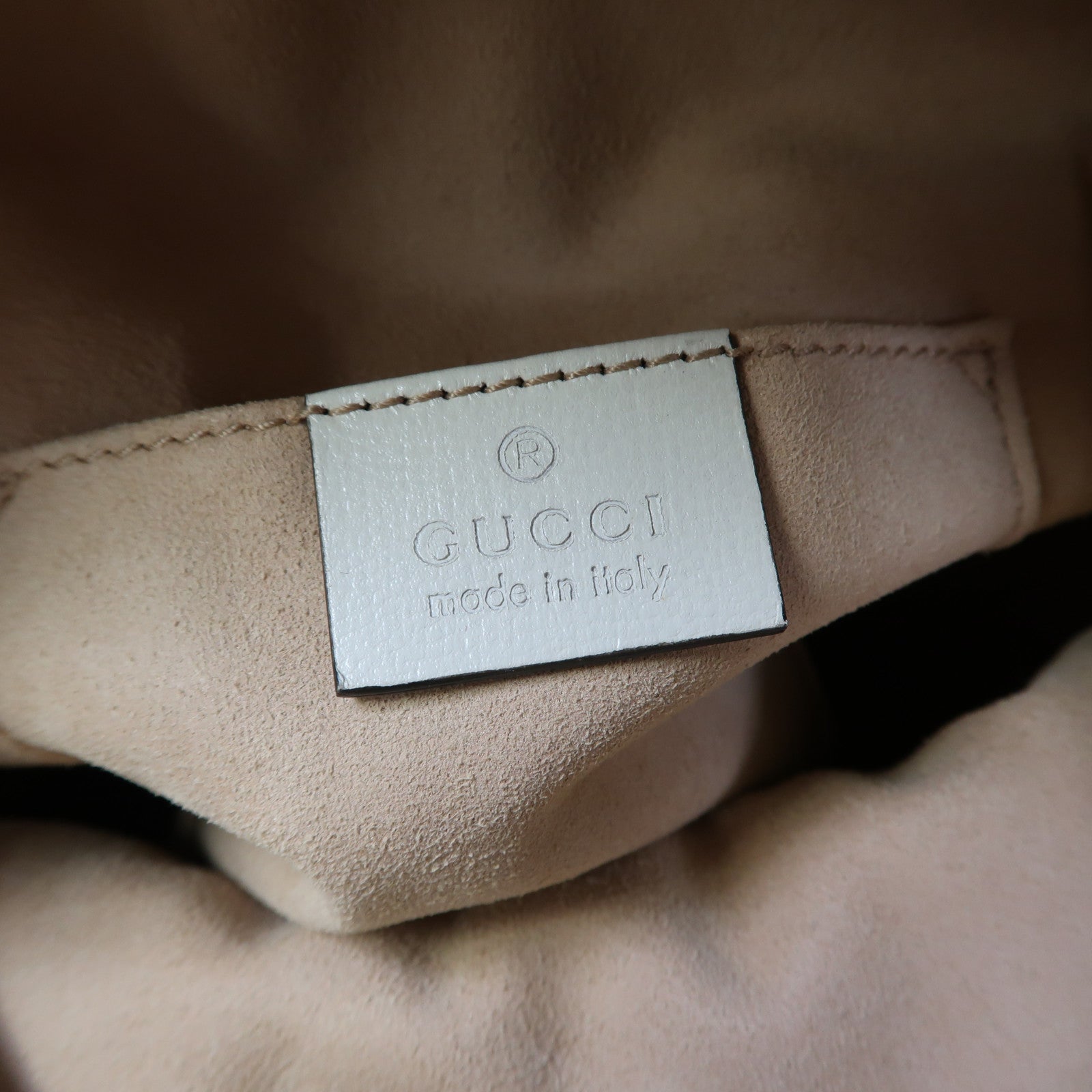 GUCCI 牛皮皮革Shoulder Bag金扣肩背袋白色