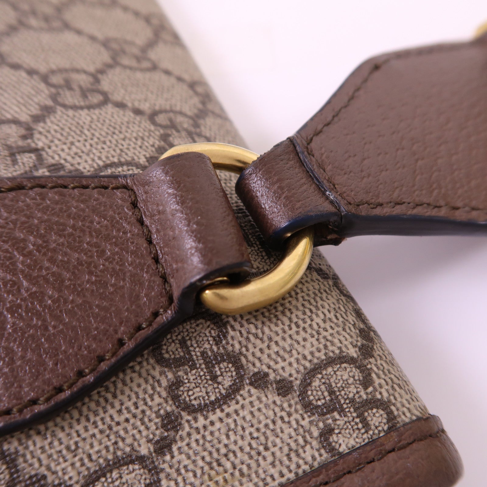 GUCCI 塗層帆布Neo Vintage GG Messenger金扣肩背袋