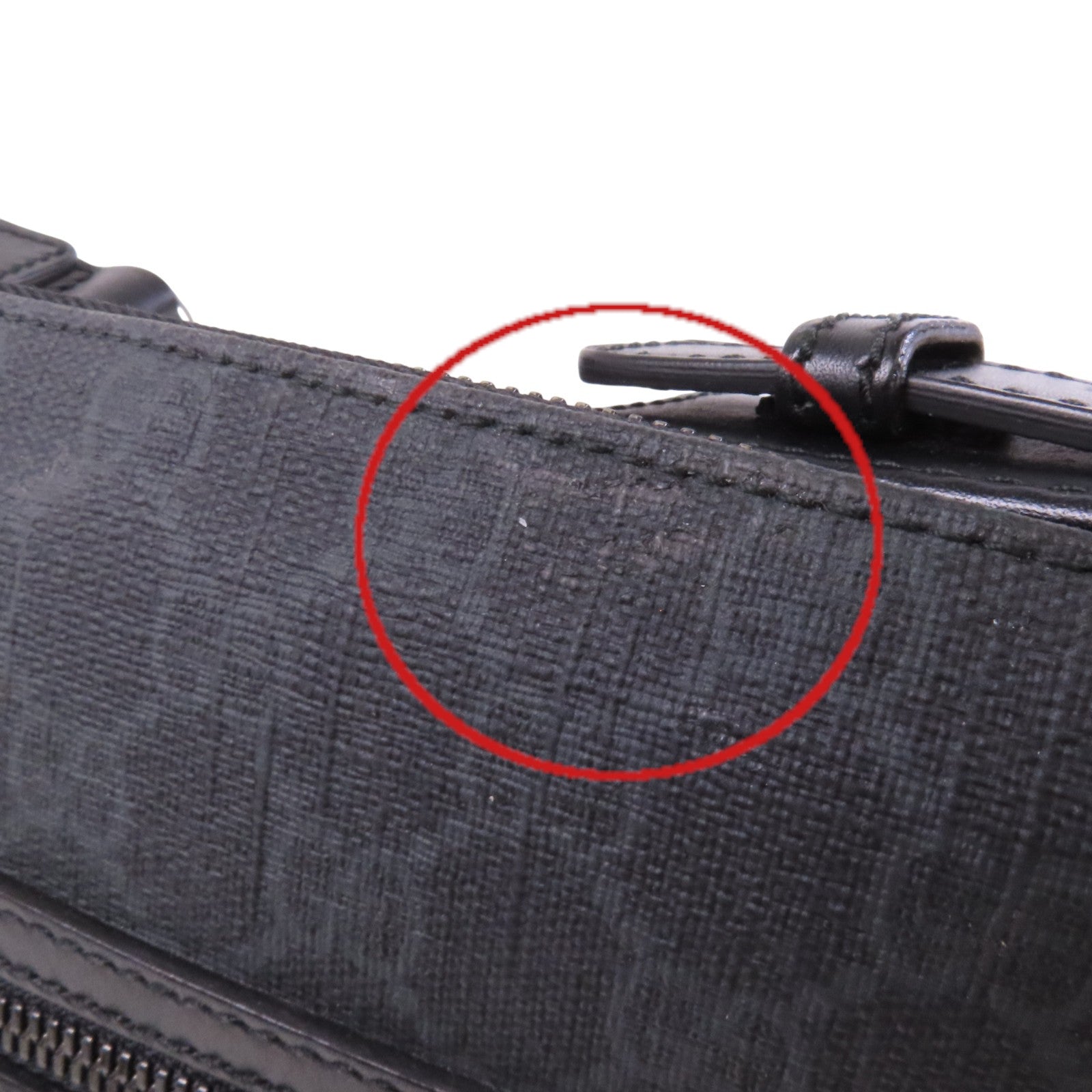 GUCCI 塗層帆布GG Supreme Messenger銀扣肩背袋