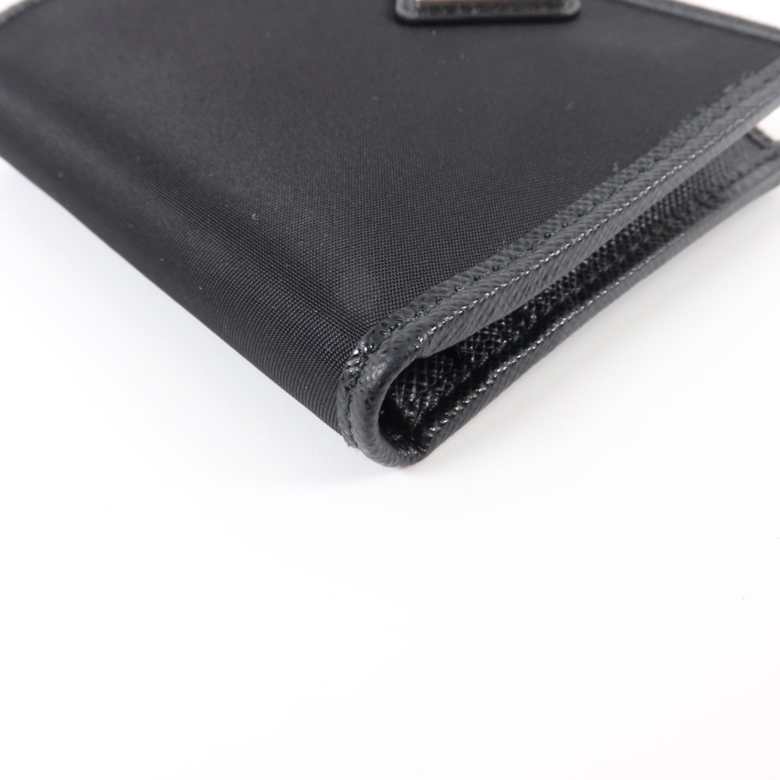 PRADA 再生尼龍Bifold Wallet銀扣錢包