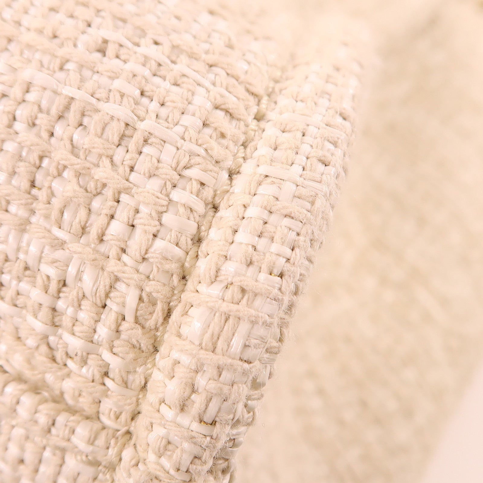 CHANEL 帆布Deauville金扣手挽肩背兩用袋