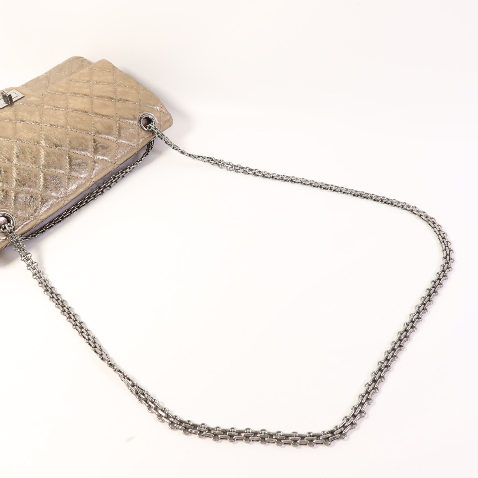 CHANEL 牛皮皮革2.55銀扣鏈帶肩背袋