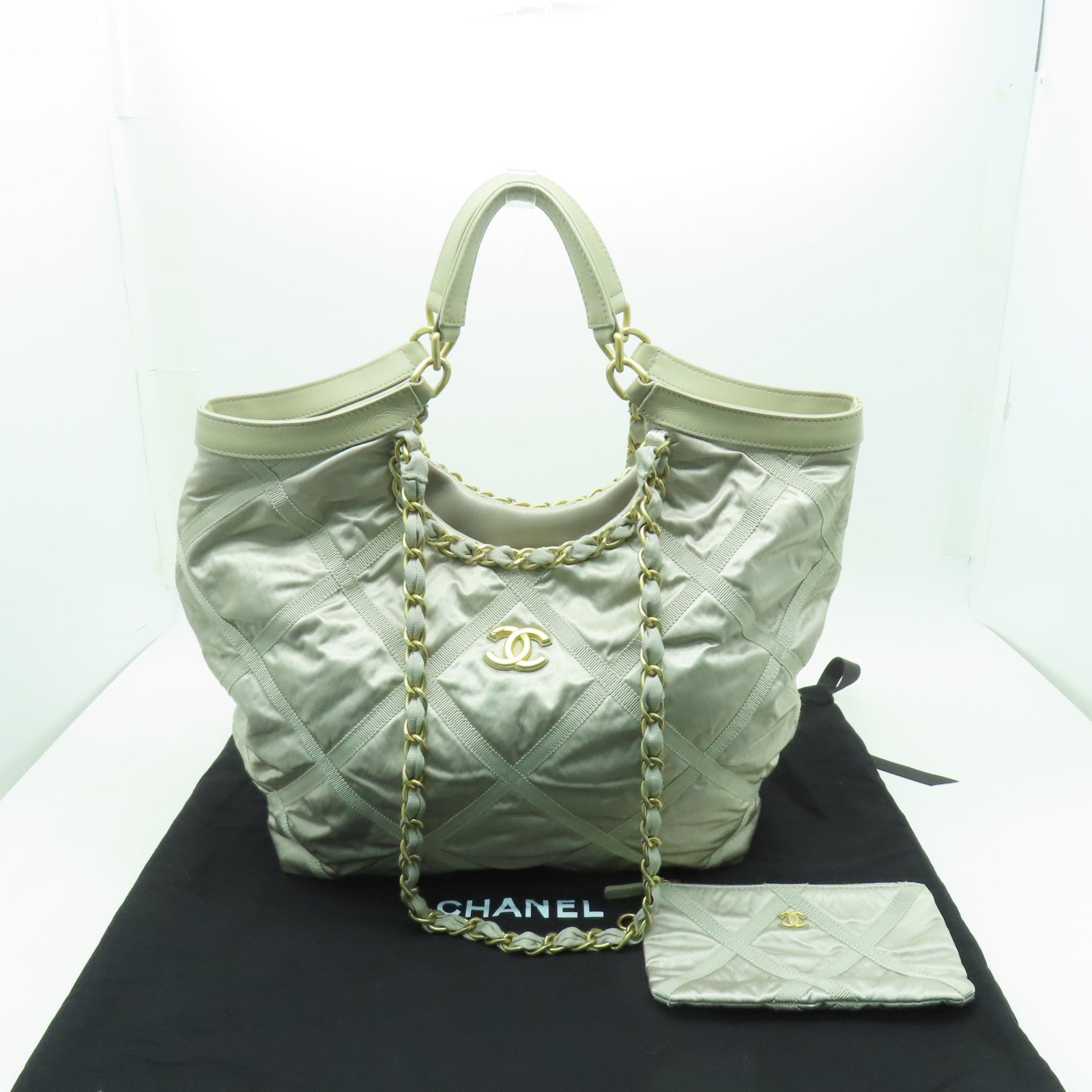 CHANEL **【清倉大減價】尼龍Chain Shoulder Bag金扣鏈帶肩背袋米色