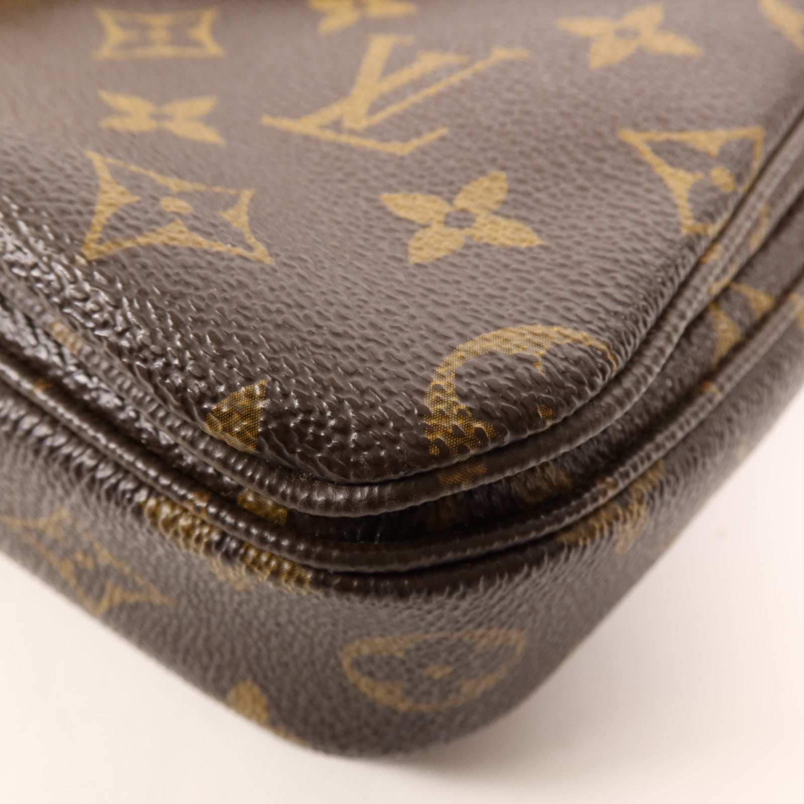 LOUIS VUITTON Monogram Pochette Metis MM金扣手挽肩背兩用袋
