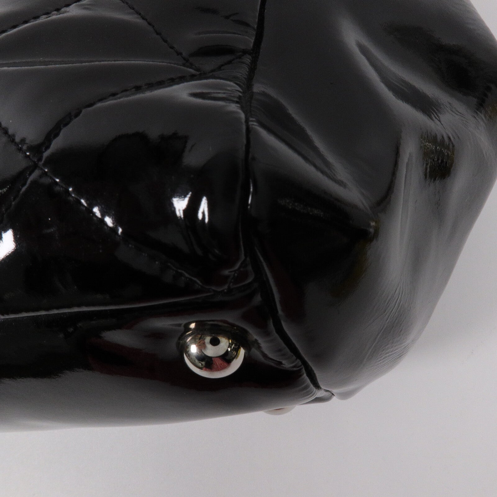 CHANEL 漆皮皮革Shoulder Bag鏈帶肩背袋