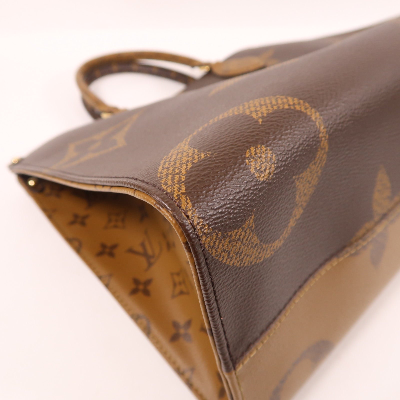 LOUIS VUITTON Monogram Giant On The Go MM金扣手挽肩背兩用袋