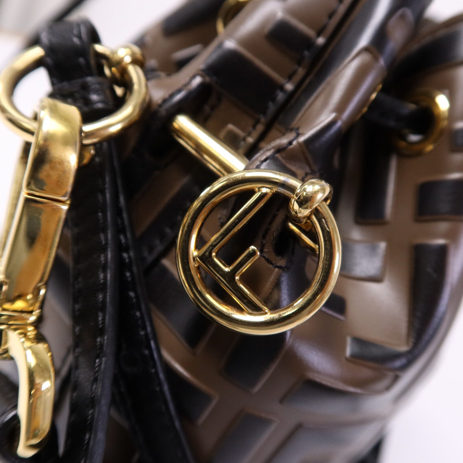 FENDI 牛皮皮革Mon Tresor Mini金扣手挽肩背兩用袋