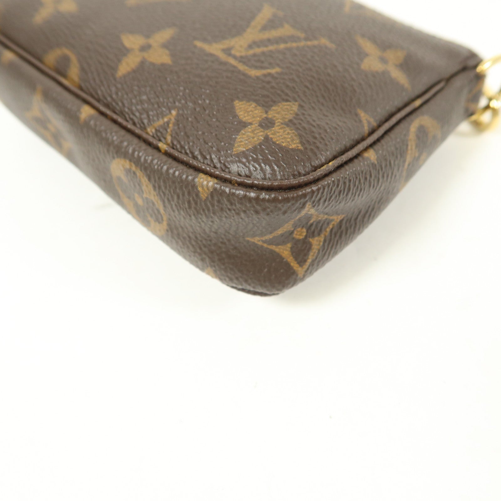 LOUIS VUITTON Monogram Mini Pochette Accessoires金扣手挽袋棕色