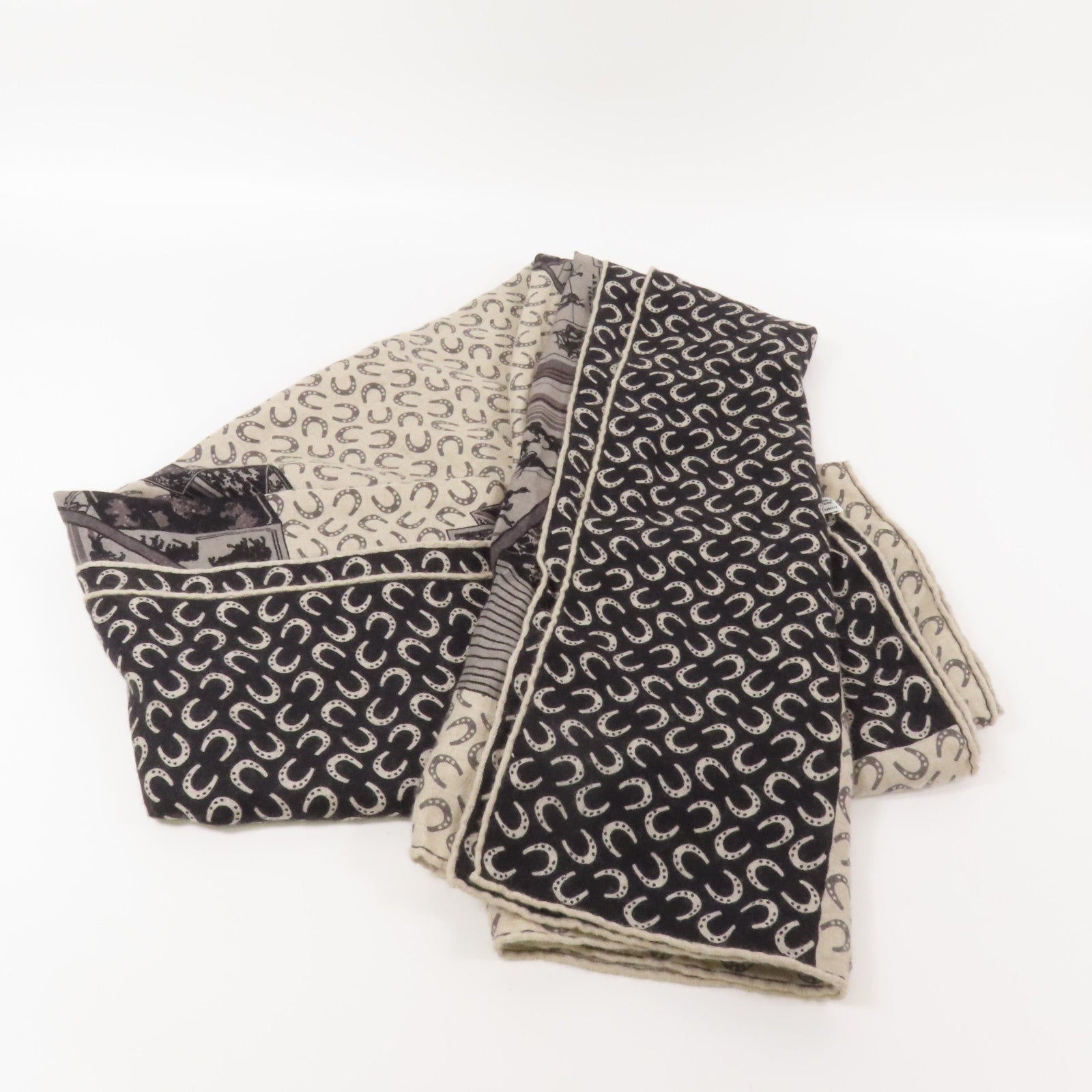 HERMES 羊絨/絲質Scarf 140X140絲巾