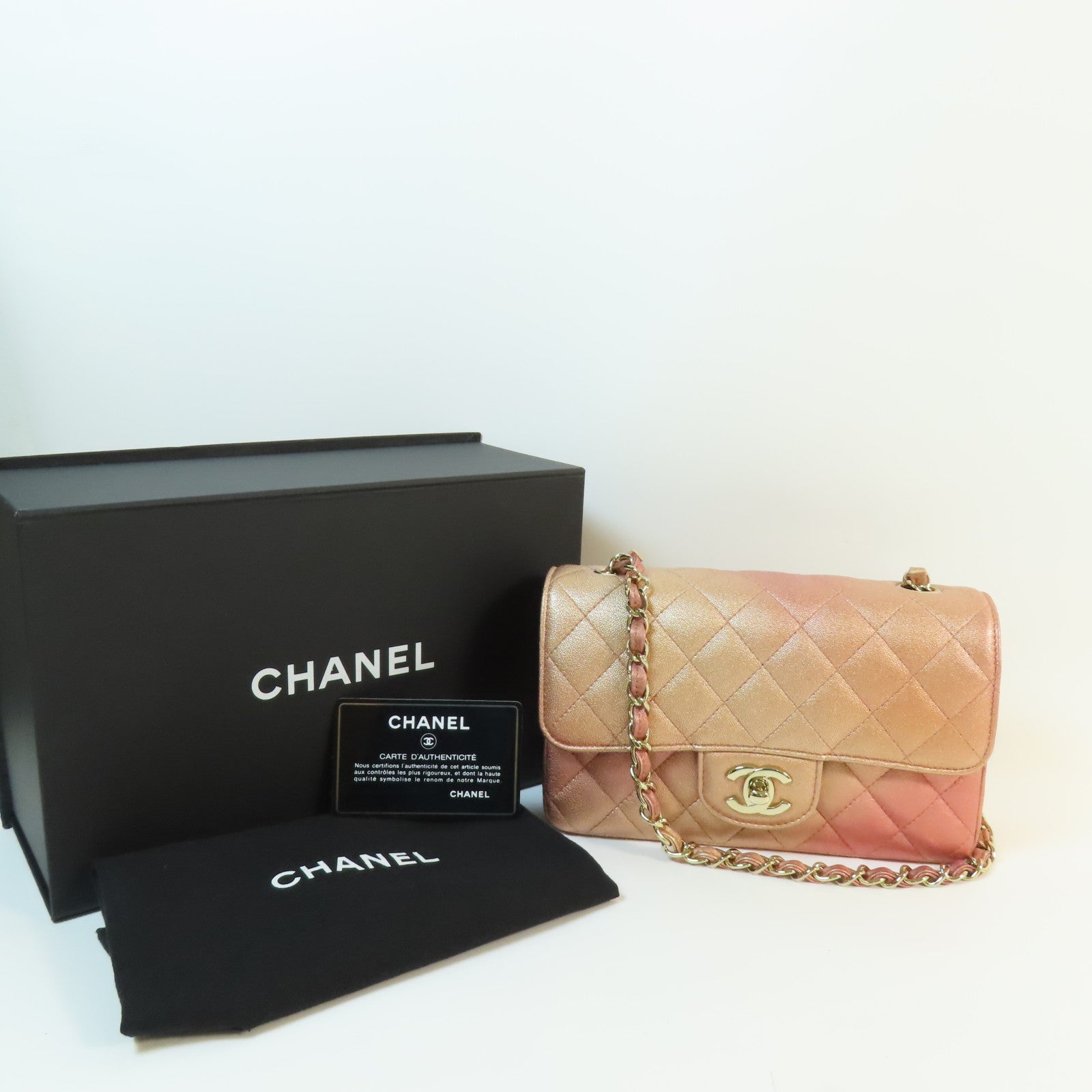 CHANEL 牛皮皮革Mini Classic 20金扣鏈帶肩背袋
