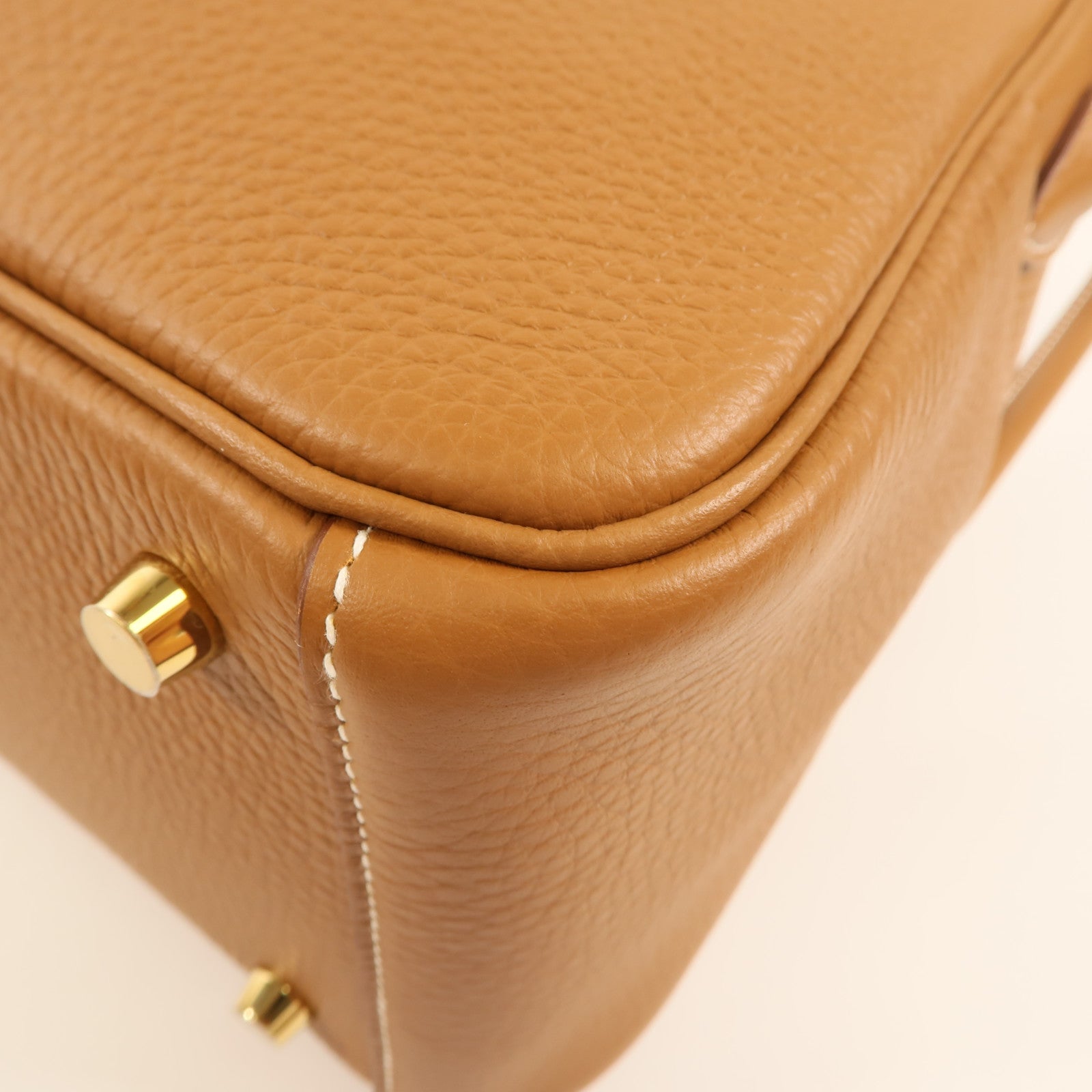 HERMES Clemence皮革Lindy 26金扣手挽肩背兩用袋37 Gold