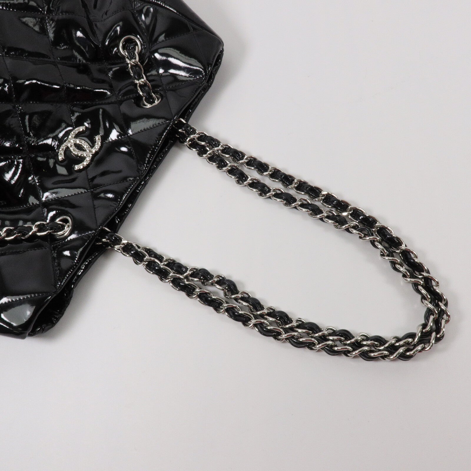 CHANEL 漆皮皮革Shoulder Bag鏈帶肩背袋