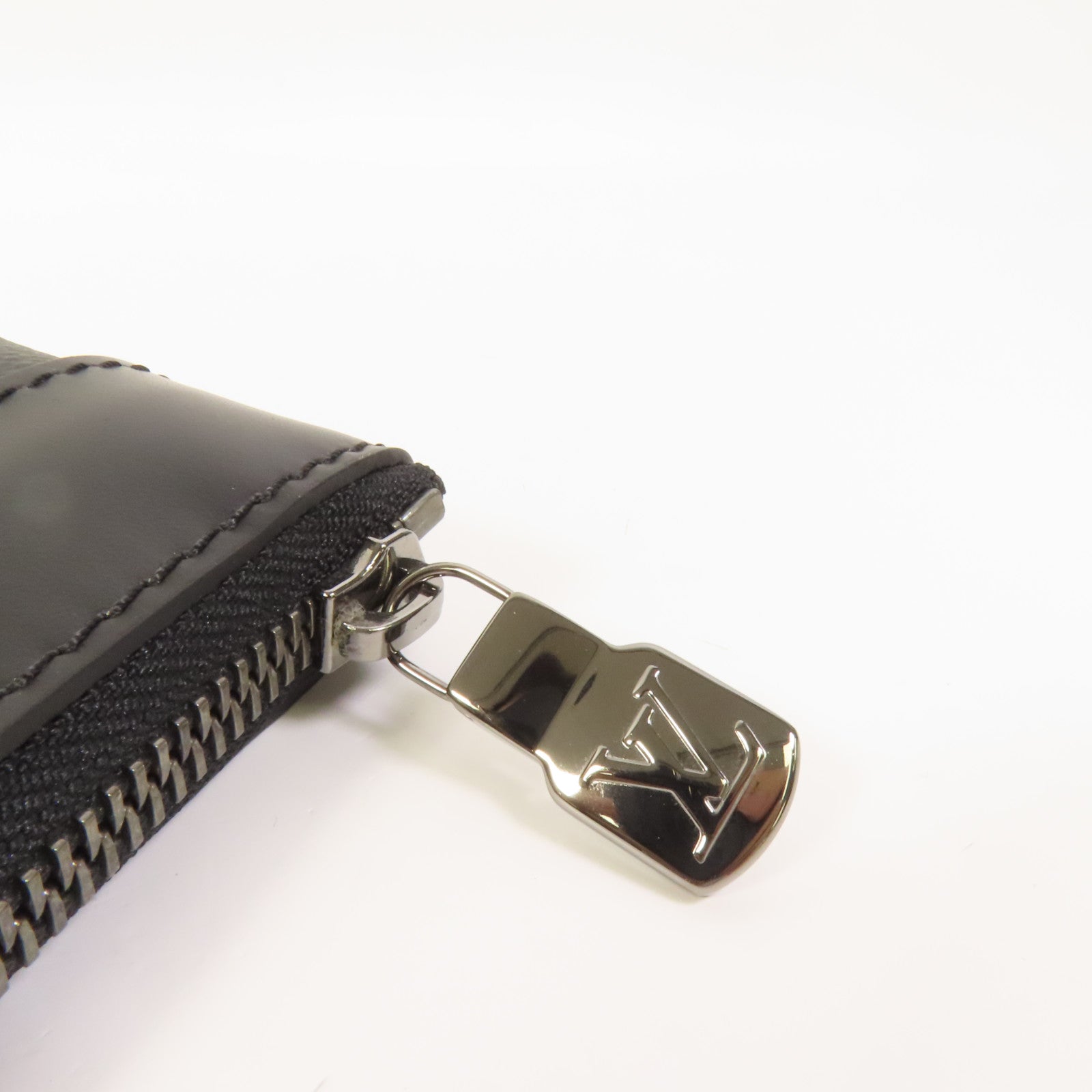 LOUIS VUITTON Monogram Eclipse Discovery Pochette手拿包