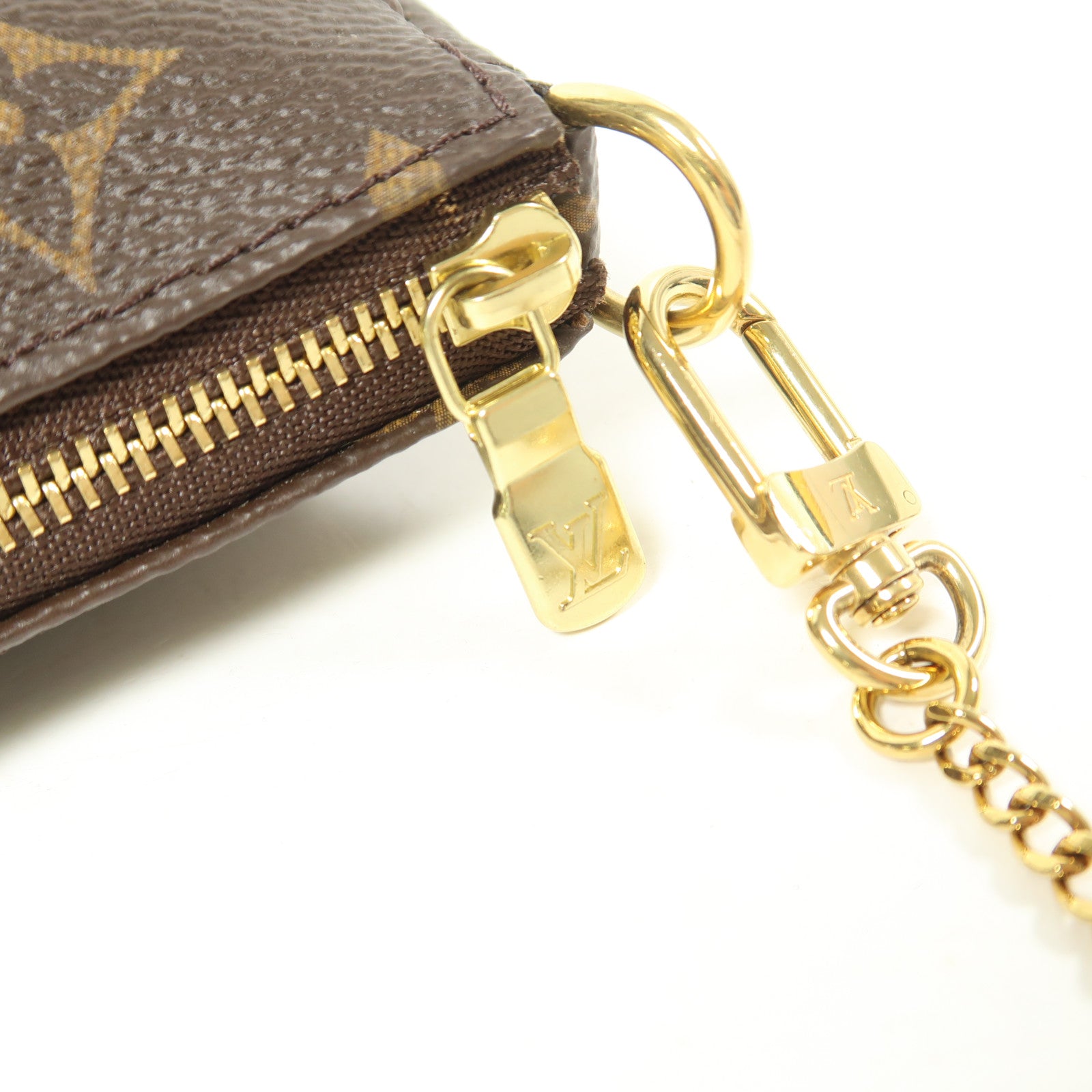 LOUIS VUITTON Monogram Mini Pochette Accessoires金扣手挽袋棕色