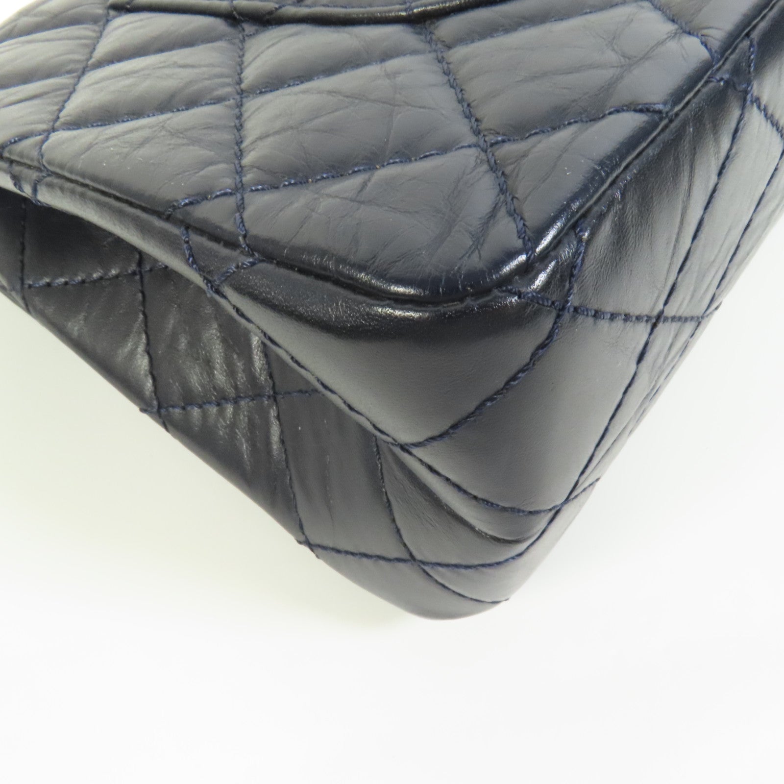 CHANEL 牛皮皮革2.55 Medium鏈帶肩背袋