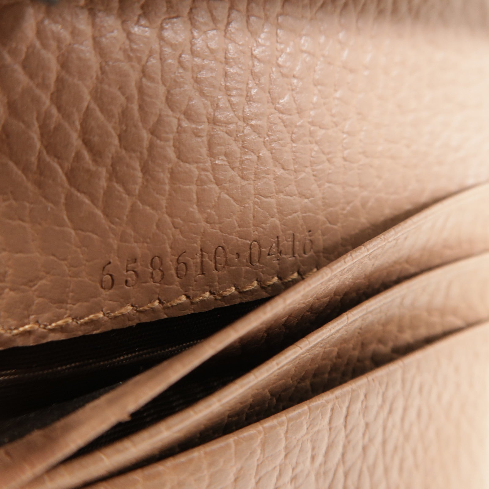 GUCCI 塗層帆布GG Marmont Wallet錢包
