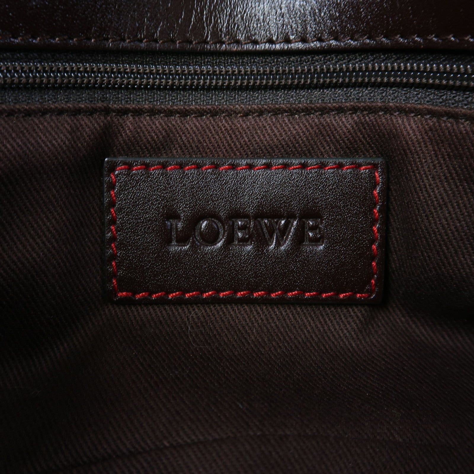 LOEWE 塗層帆布Shoulder Bag銀扣肩背袋紅色