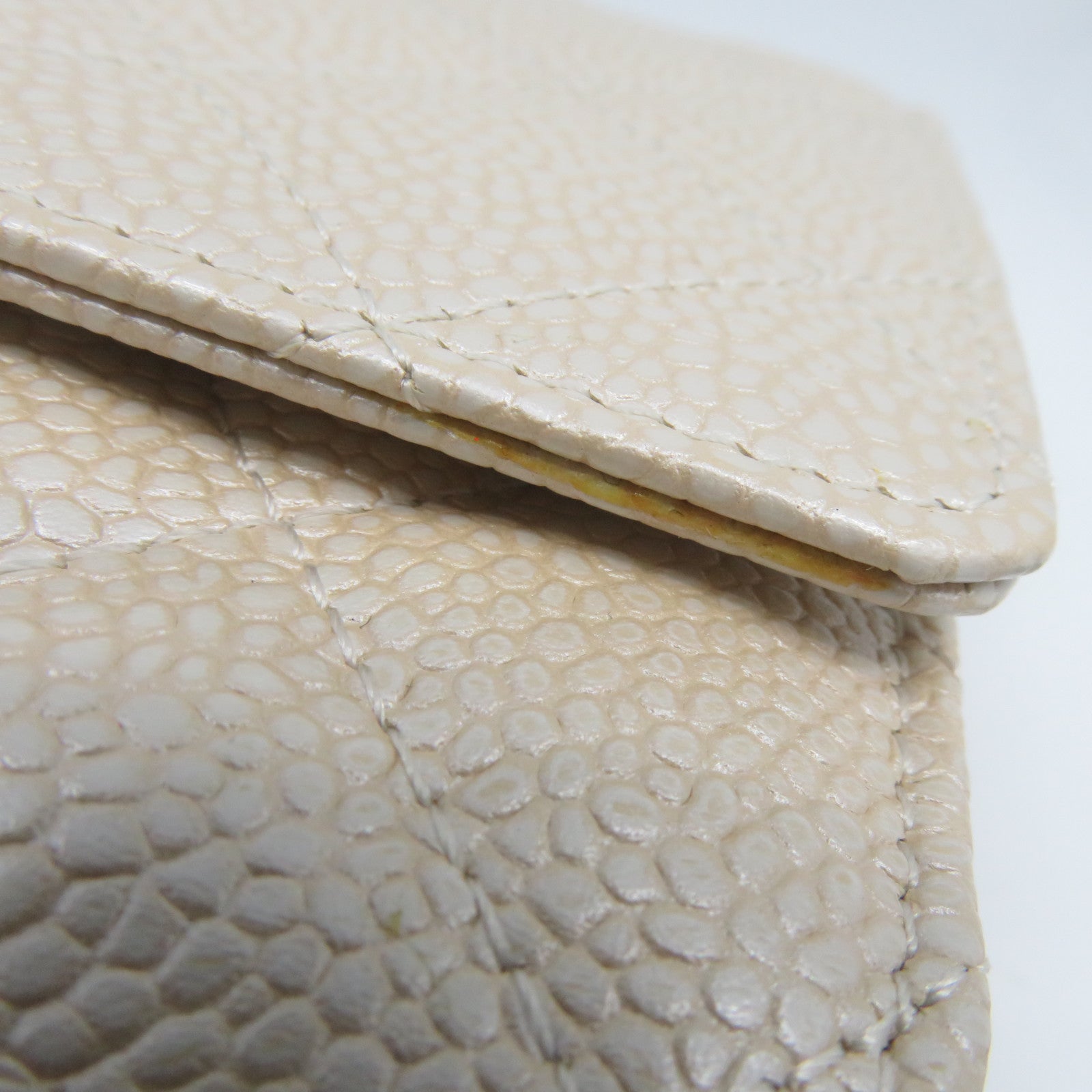 CHANEL 【激減優惠】菱格Caviar皮革Walle On Chain金扣鏈帶肩背袋米色