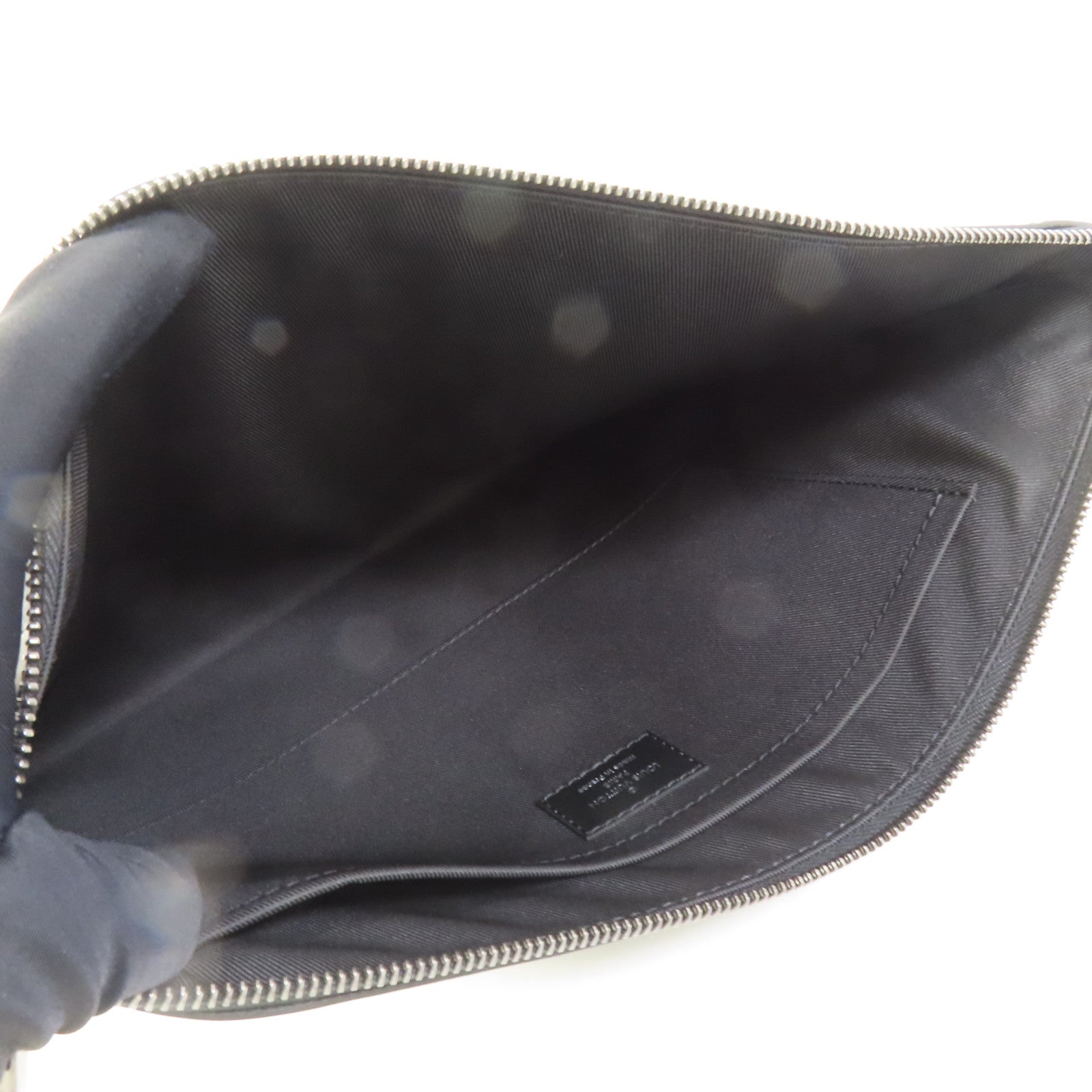 LOUIS VUITTON Monogram Eclipse Discovery Pochette手拿包