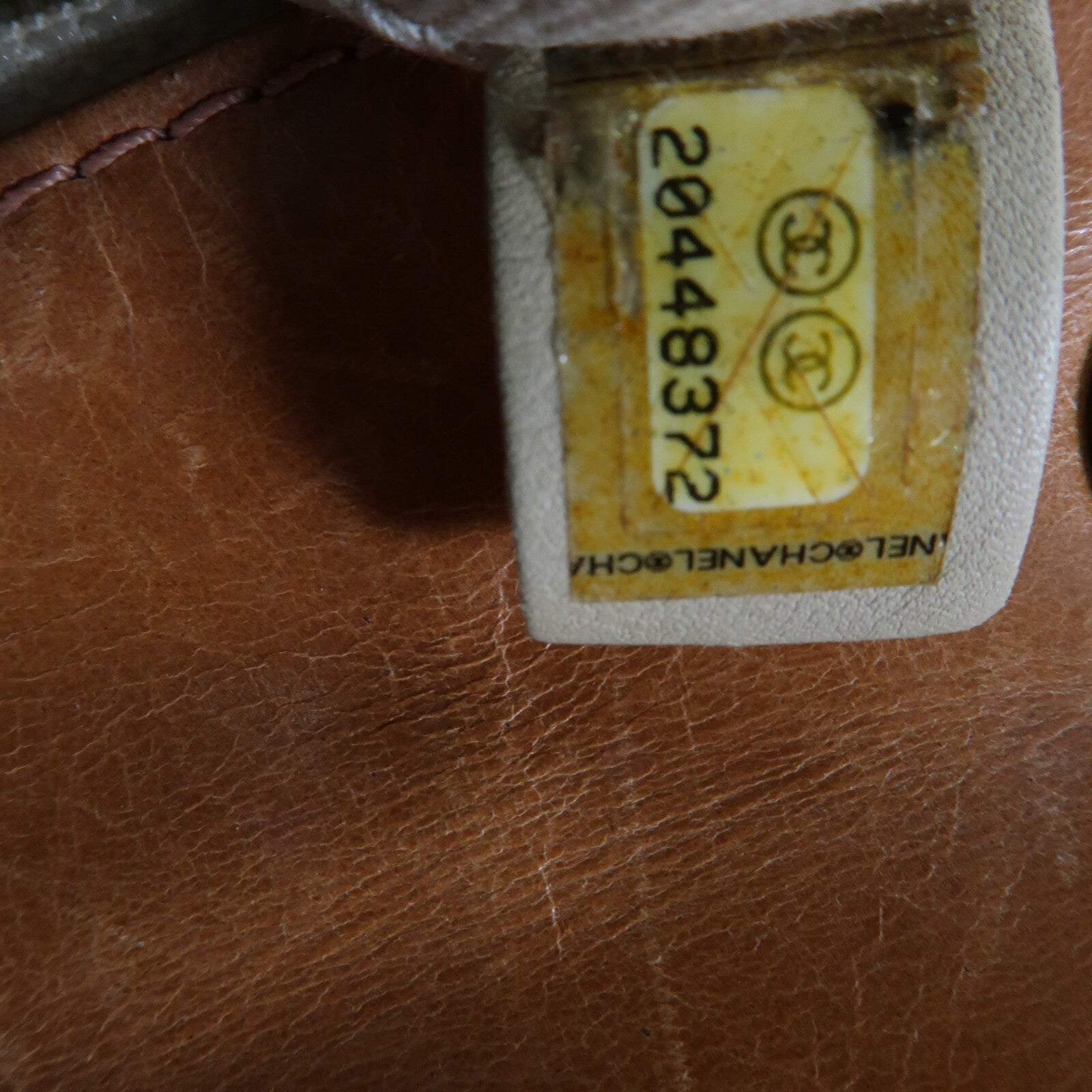 CHANEL 牛皮皮革Shoulder Bag金扣鏈帶肩背袋