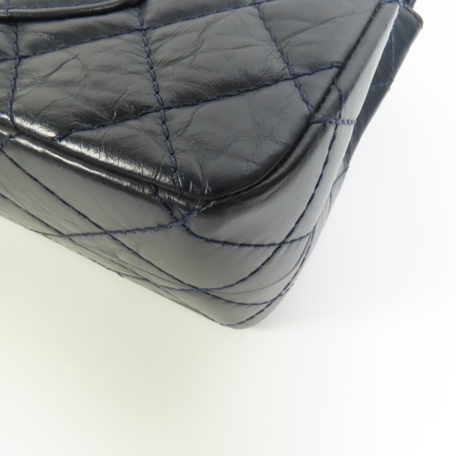 CHANEL 牛皮皮革2.55 Medium鏈帶肩背袋