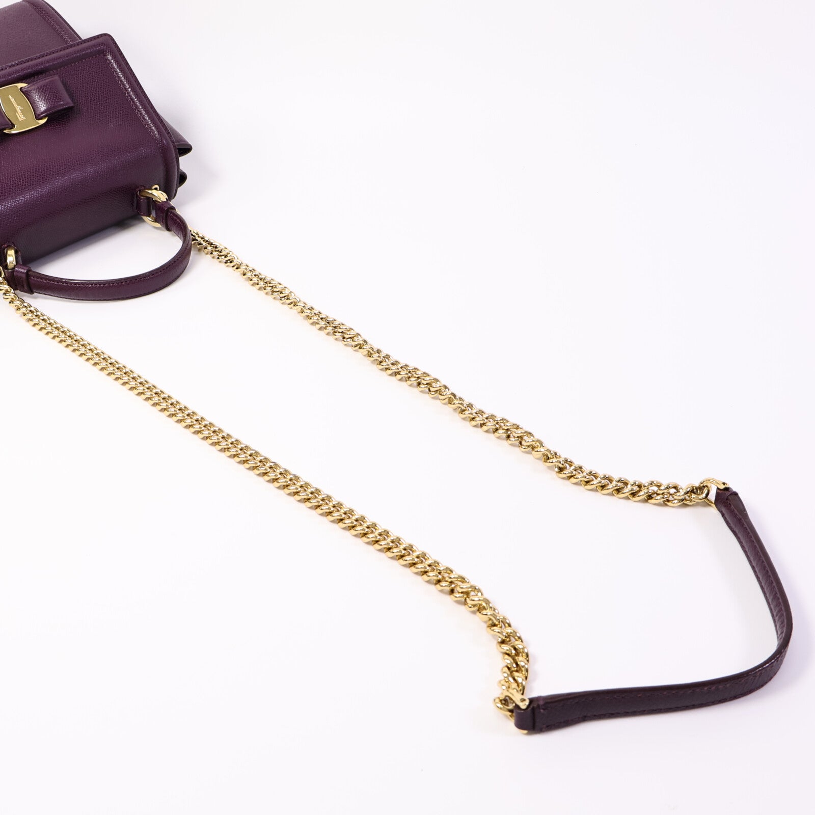 Salvatore Ferragamo 牛皮皮革Vara Ribbon手挽肩背兩用袋