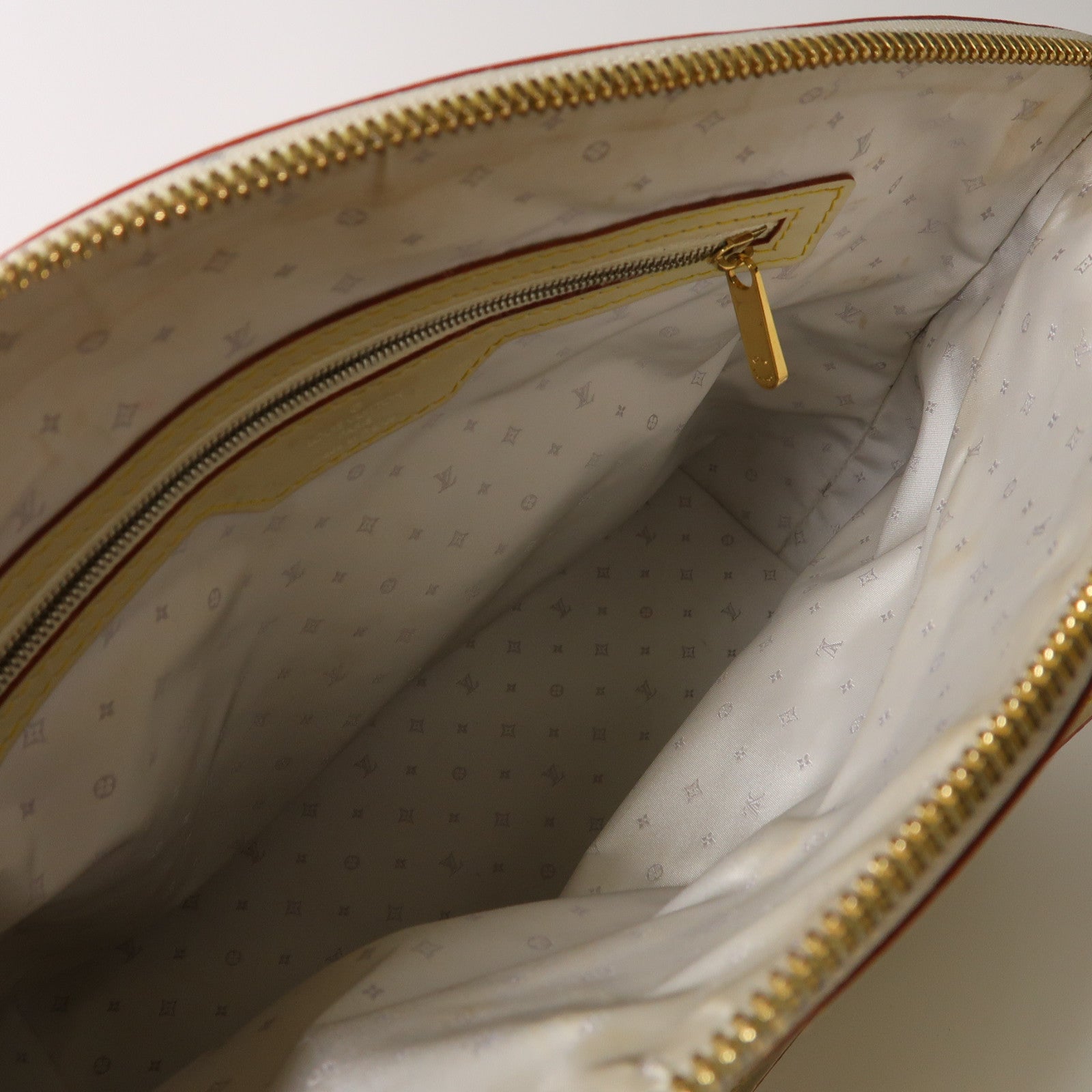 LOUIS VUITTON 【激減優惠】Suhali皮革Lockit PM金扣手挽袋米色