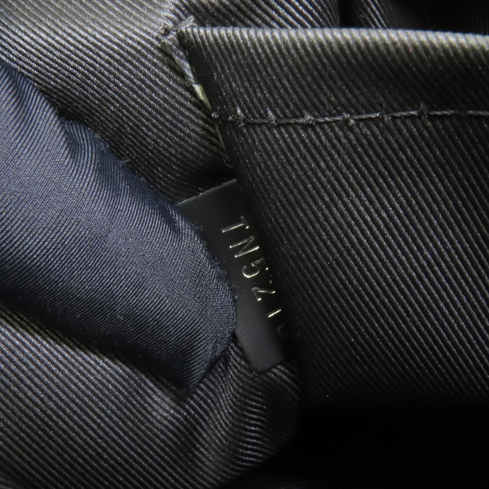 LOUIS VUITTON Monogram Eclipse Discovery Pochette手拿包