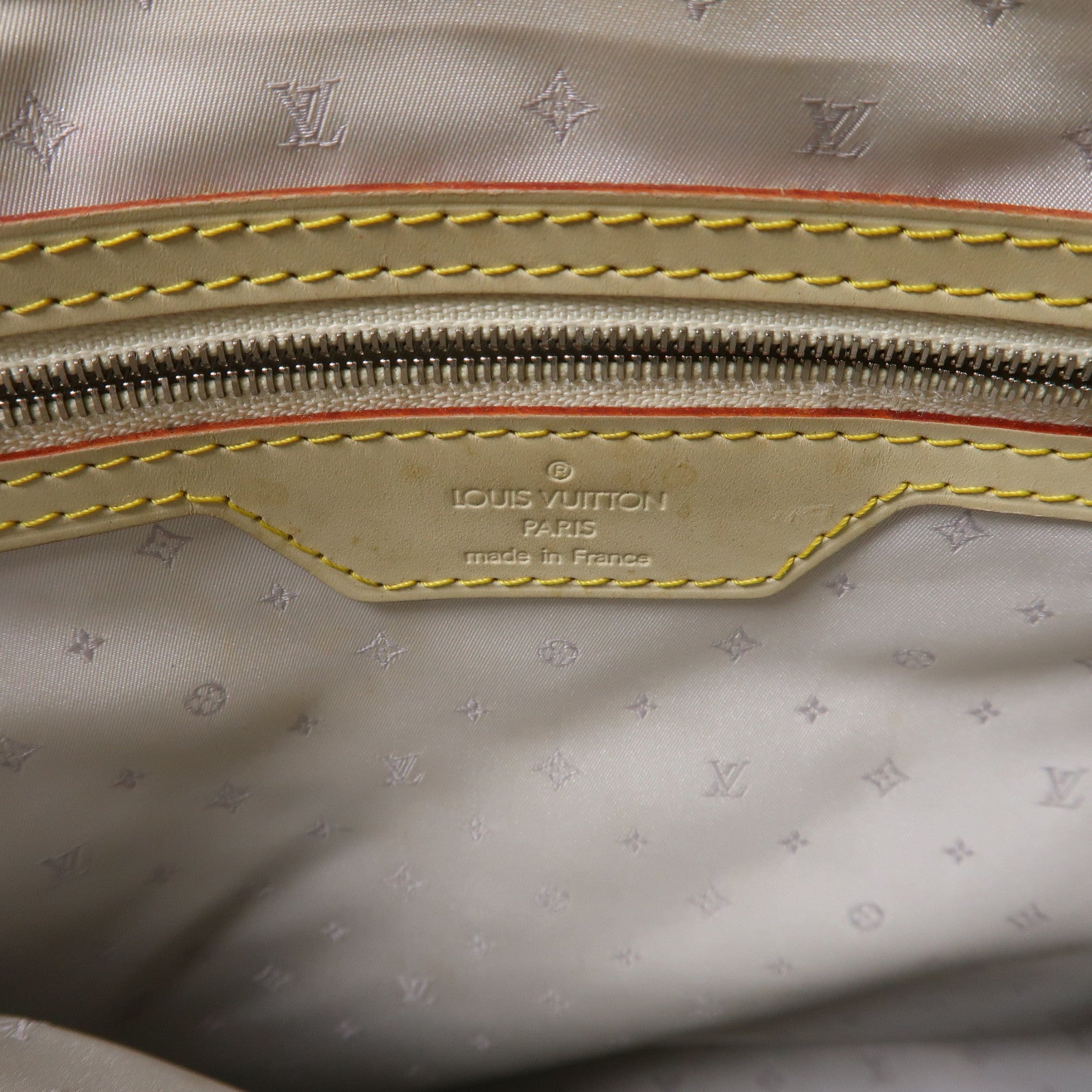 LOUIS VUITTON 【激減優惠】Suhali皮革Lockit PM金扣手挽袋米色