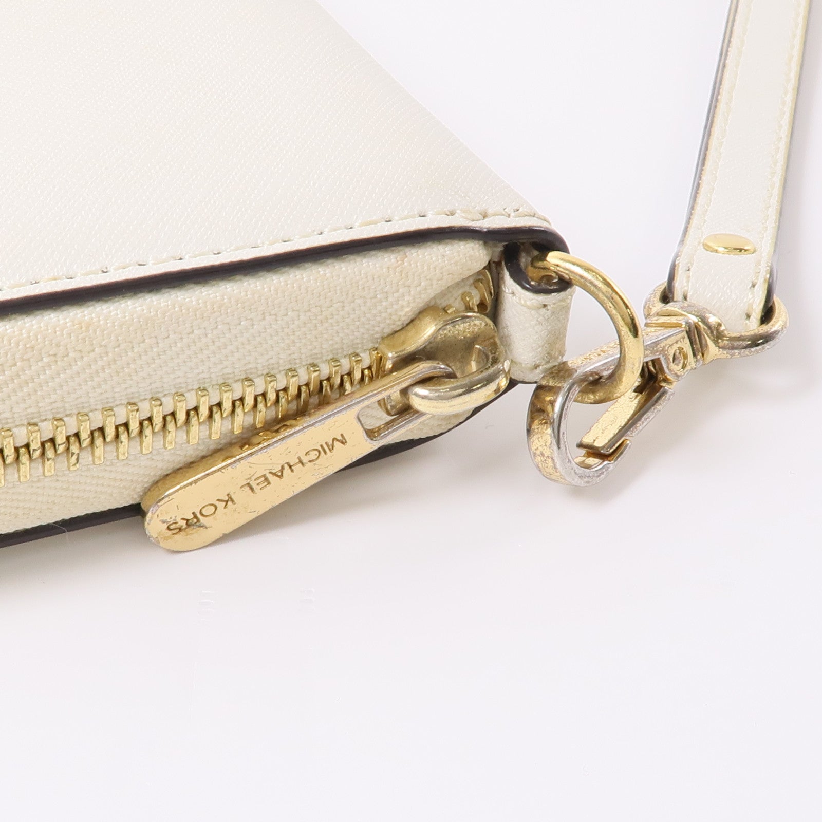 Michael Kors GHW Long Wallet Calfskin Leather White