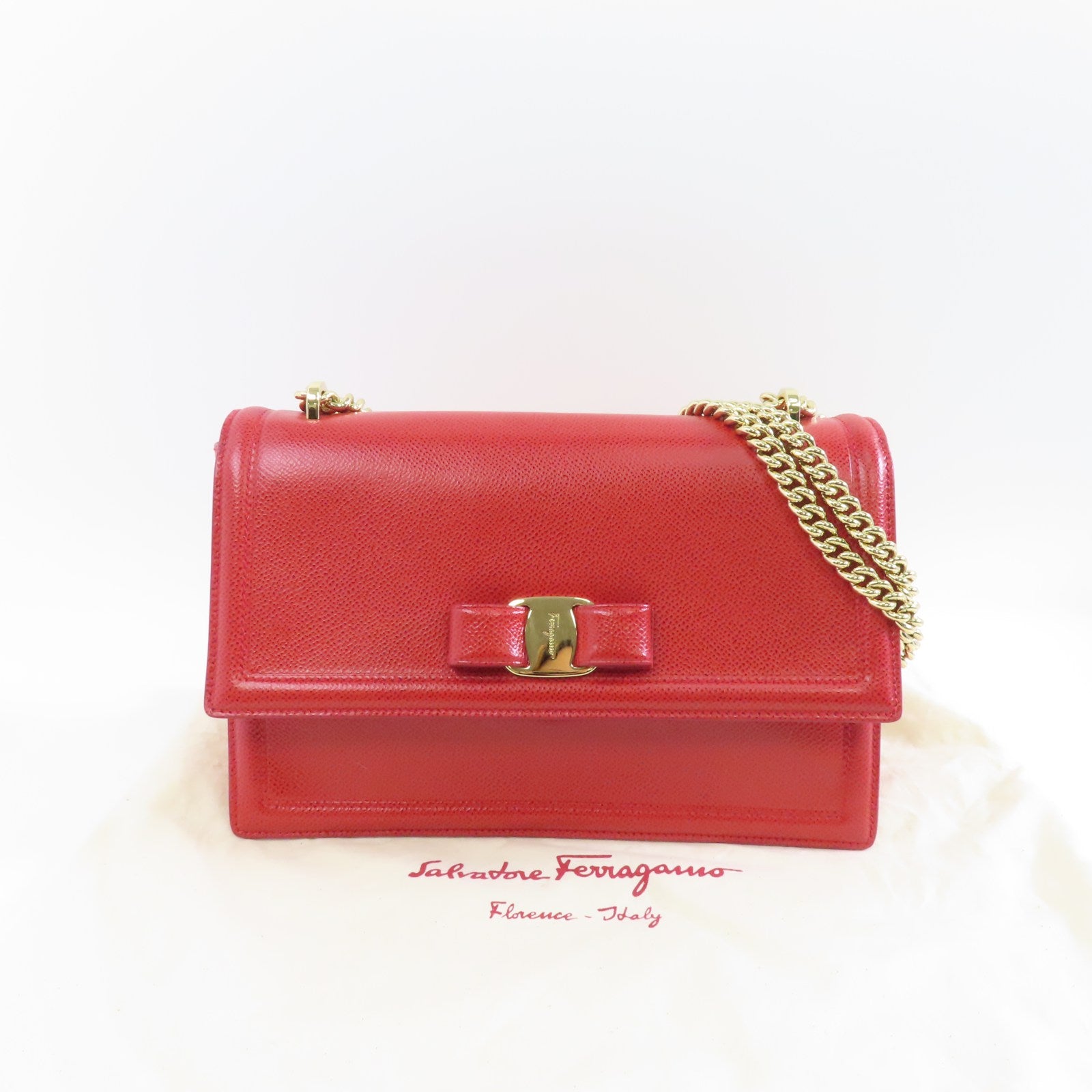 Salvatore Ferragamo 牛皮皮革Chain Shoulder Bag金扣鏈帶肩背袋紅色