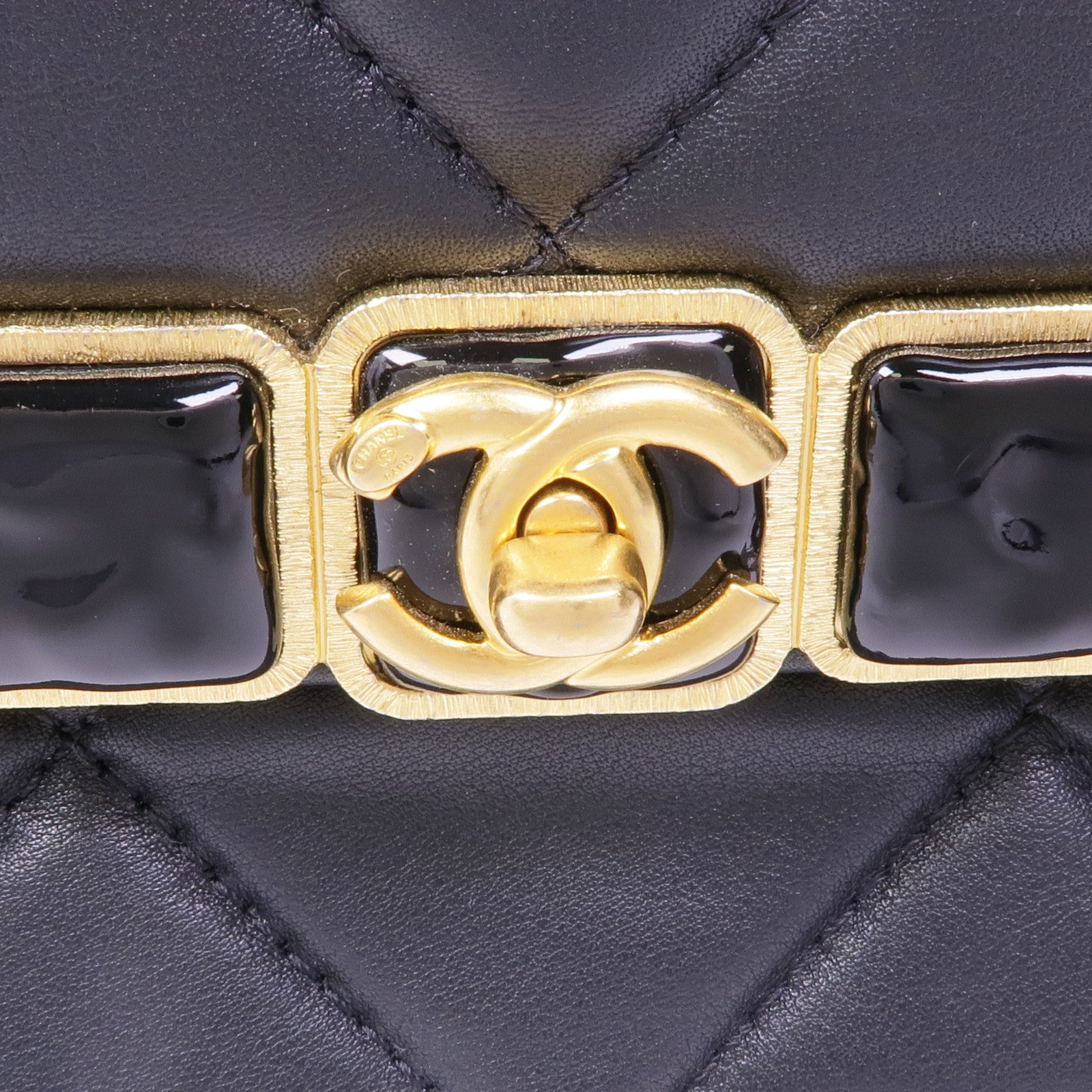 CHANEL 【激減優惠】羊皮皮革Chain Shoulder金扣鏈帶肩背袋