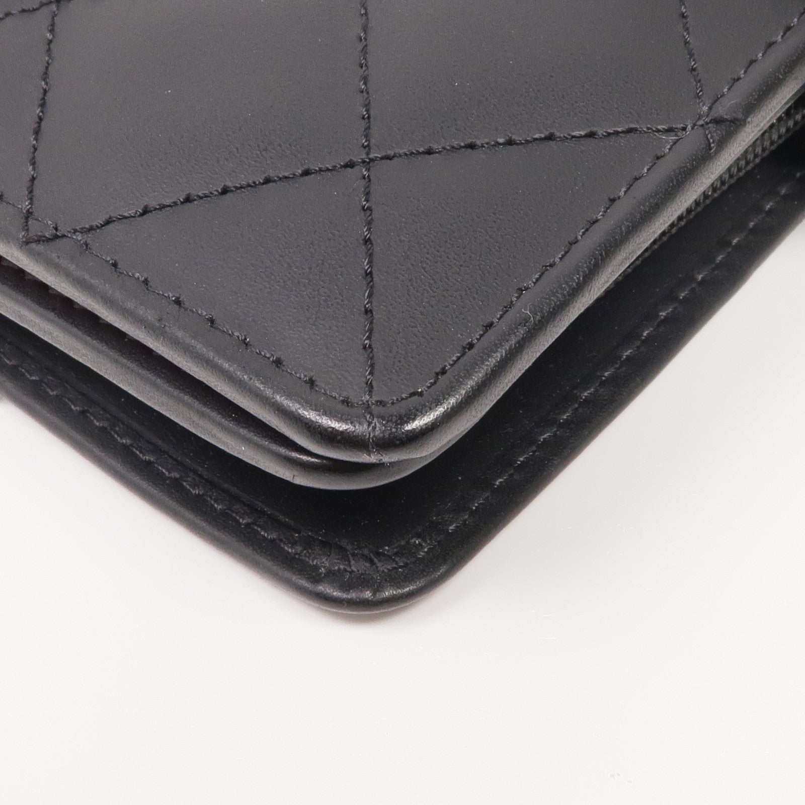 CHANEL 牛皮皮革Cambon Wallet銀扣錢包