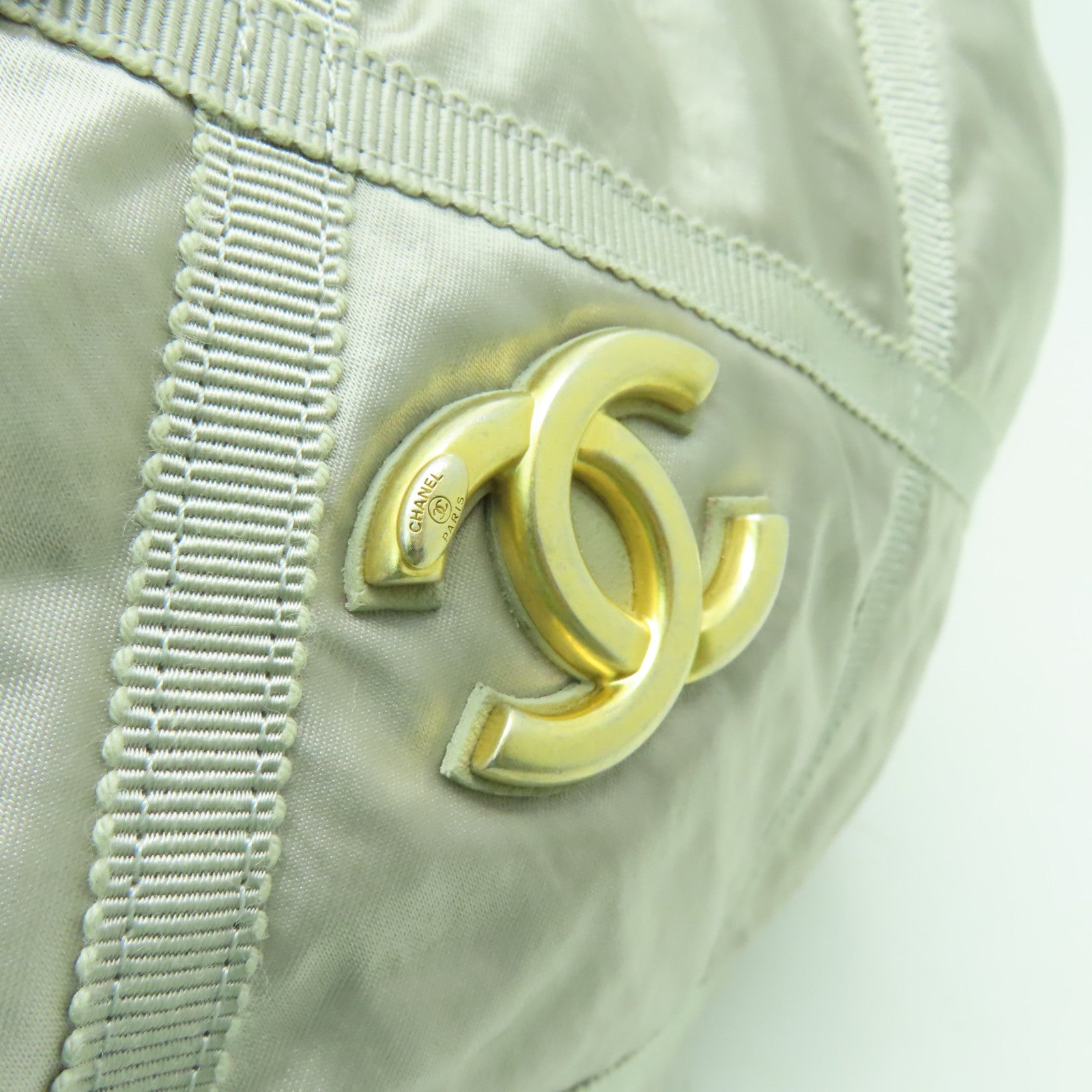 CHANEL **【清倉大減價】尼龍Chain Shoulder Bag金扣鏈帶肩背袋米色