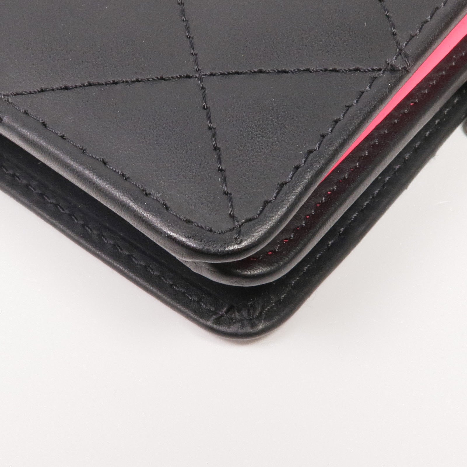 CHANEL 牛皮皮革Cambon Wallet銀扣錢包