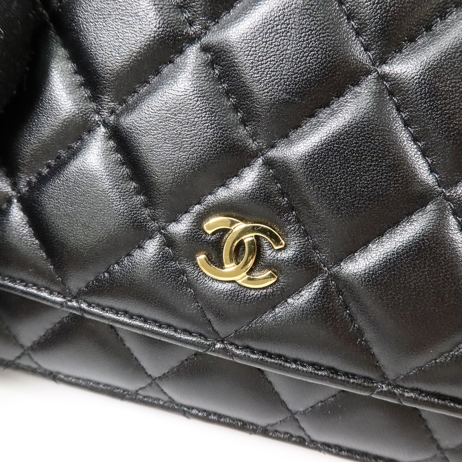 CHANEL 羊皮皮革WOC Wallet On Chain鏈帶肩背袋