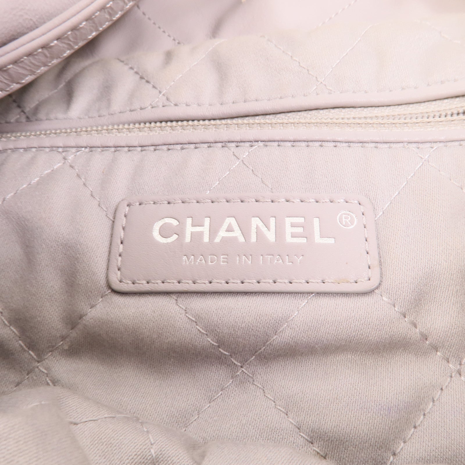 CHANEL 羊皮皮革Chanel 22 Small鏈帶肩背袋