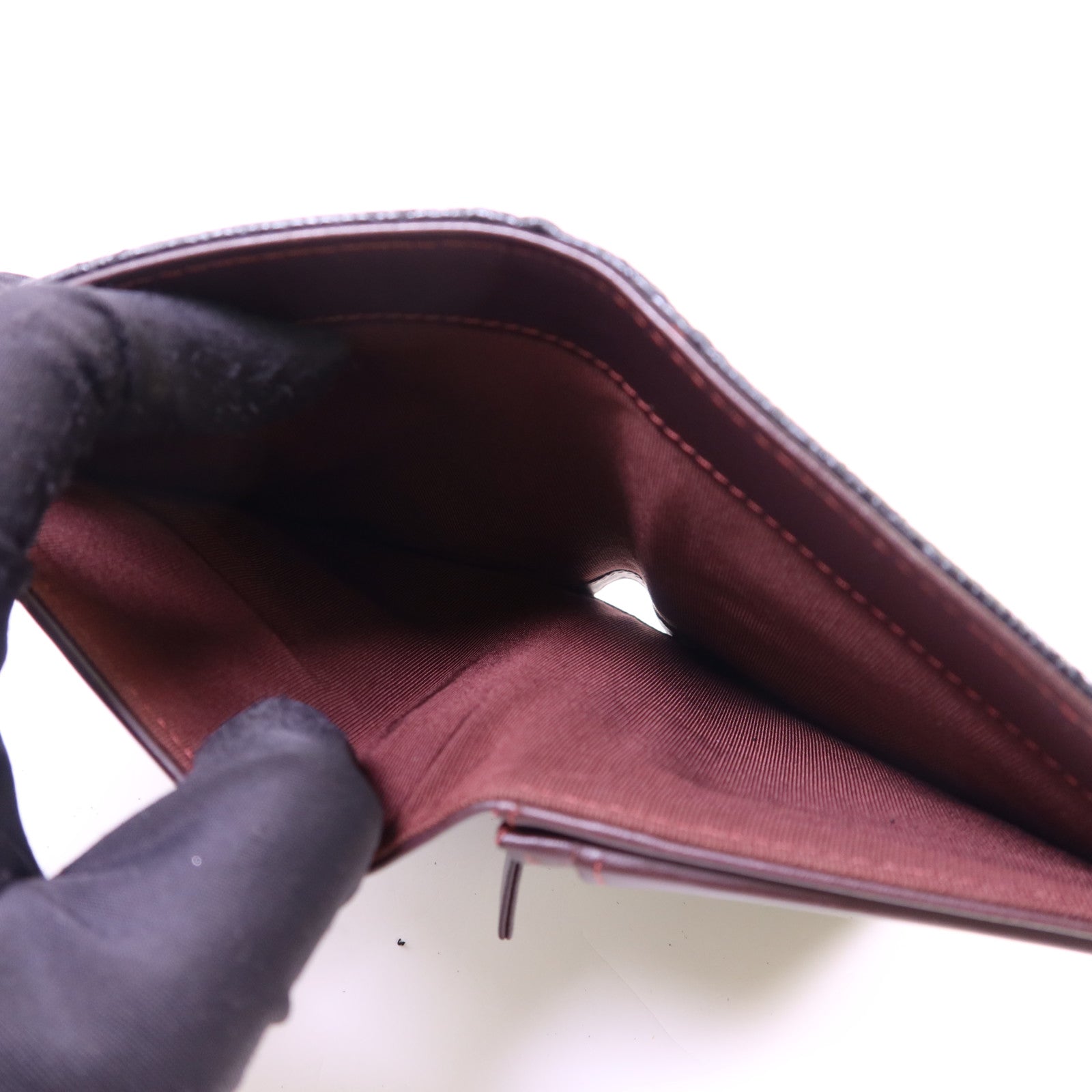 CHANEL 牛皮皮革Bifold Long Wallet金扣長錢包