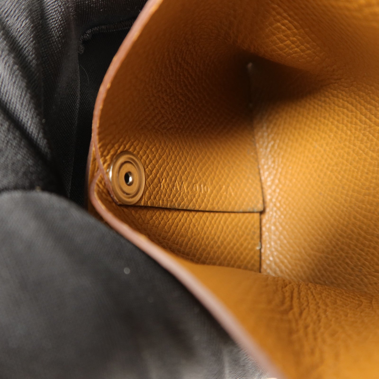 HERMES Epsom皮革Bastia零錢包Gold